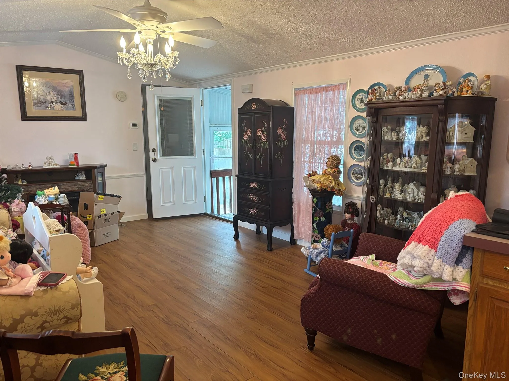 1661 Old Country Road, Riverhead, NY, 2 Bedrooms Bedrooms, 5 Rooms Rooms,2 BathroomsBathrooms,Residential,For Rent,Old Country,0,1019381 1661 Old Country Road, Riverhead, NY, 2 Bedrooms Bedrooms, 5 Rooms Rooms,2 BathroomsBathrooms,Residential,For Rent,Old Country,0,1019381