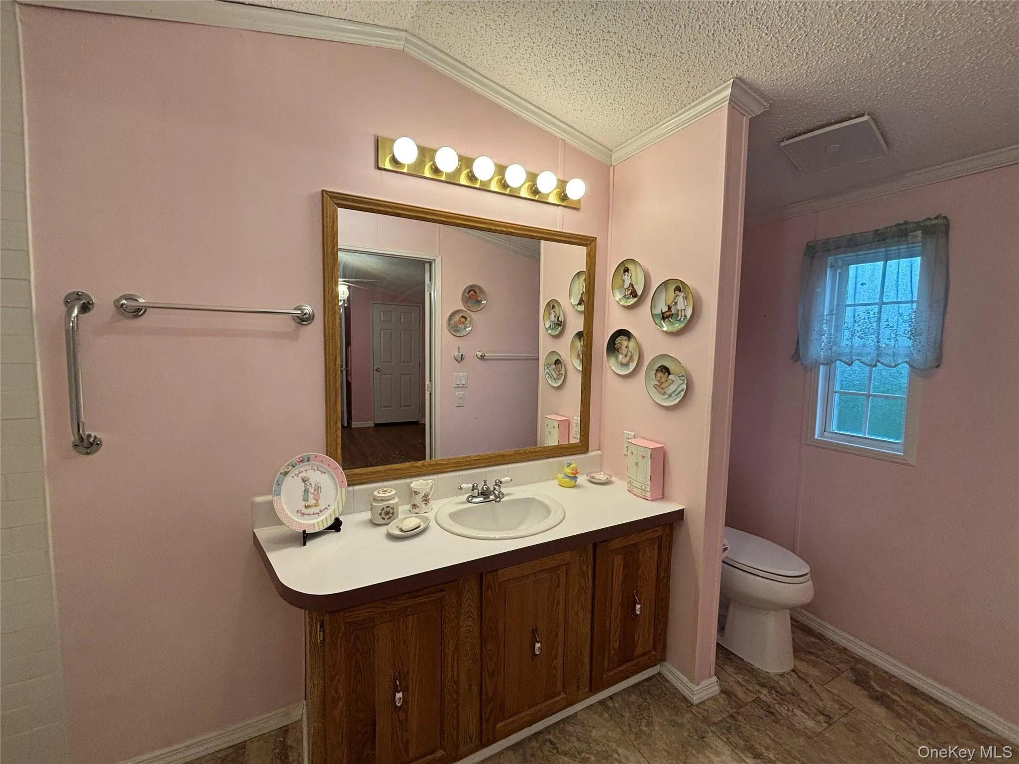 1661 Old Country Road, Riverhead, NY, 2 Bedrooms Bedrooms, 5 Rooms Rooms,2 BathroomsBathrooms,Residential,For Rent,Old Country,0,1019381 1661 Old Country Road, Riverhead, NY, 2 Bedrooms Bedrooms, 5 Rooms Rooms,2 BathroomsBathrooms,Residential,For Rent,Old Country,0,1019381