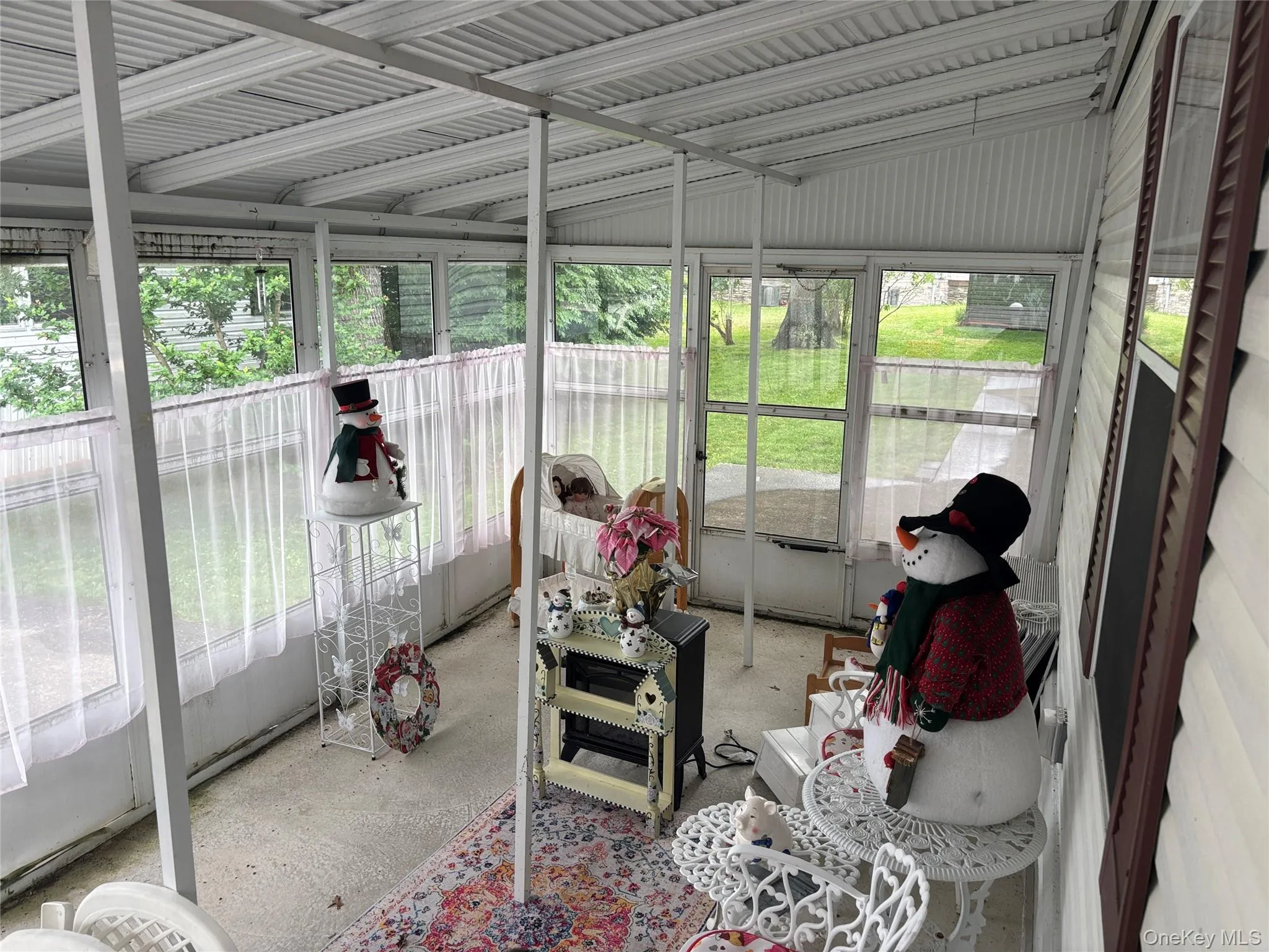 1661 Old Country Road, Riverhead, NY, 2 Bedrooms Bedrooms, 5 Rooms Rooms,2 BathroomsBathrooms,Residential,For Rent,Old Country,0,1019381 1661 Old Country Road, Riverhead, NY, 2 Bedrooms Bedrooms, 5 Rooms Rooms,2 BathroomsBathrooms,Residential,For Rent,Old Country,0,1019381
