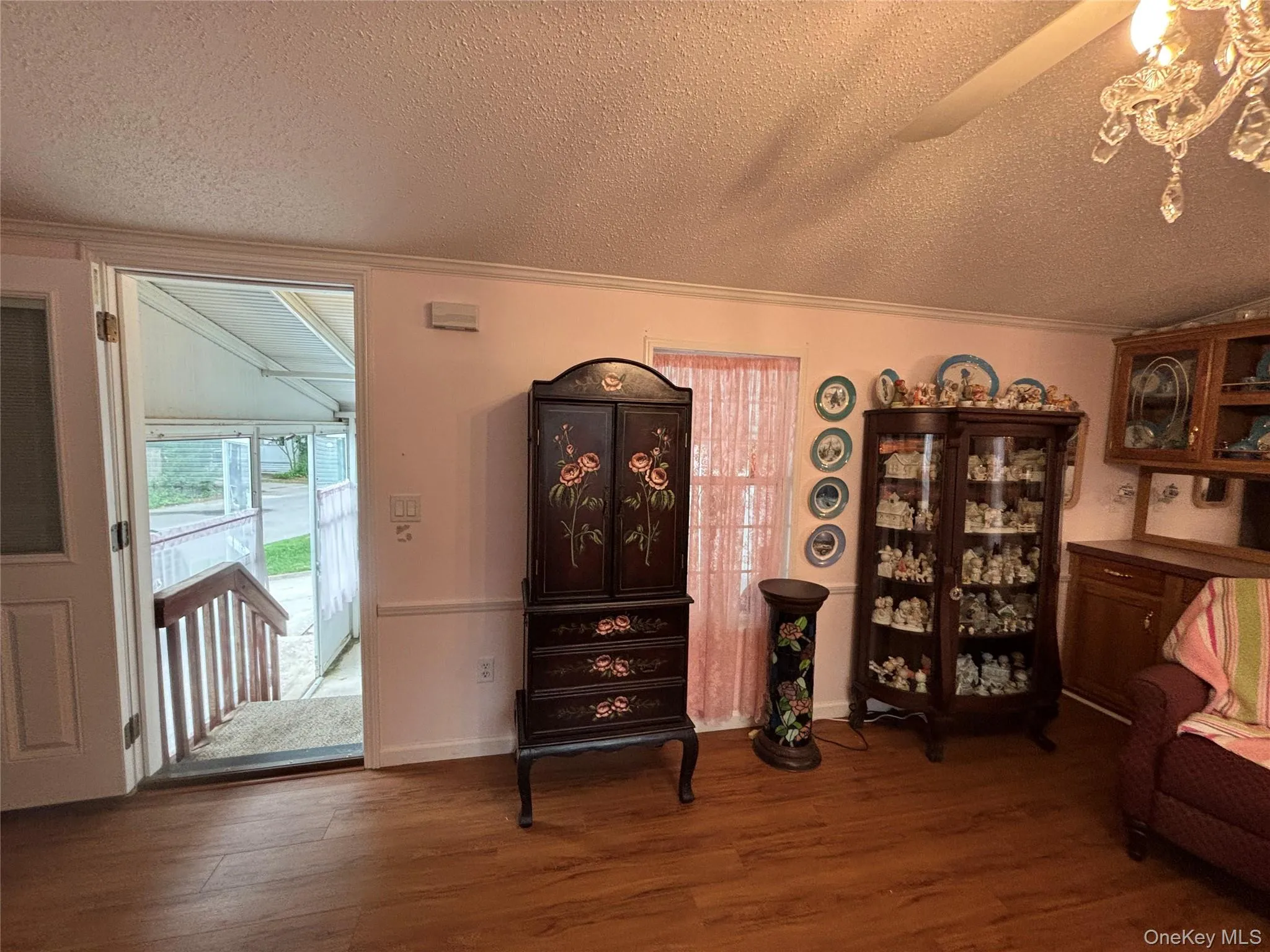 1661 Old Country Road, Riverhead, NY, 2 Bedrooms Bedrooms, 5 Rooms Rooms,2 BathroomsBathrooms,Residential,For Rent,Old Country,0,1019381 1661 Old Country Road, Riverhead, NY, 2 Bedrooms Bedrooms, 5 Rooms Rooms,2 BathroomsBathrooms,Residential,For Rent,Old Country,0,1019381