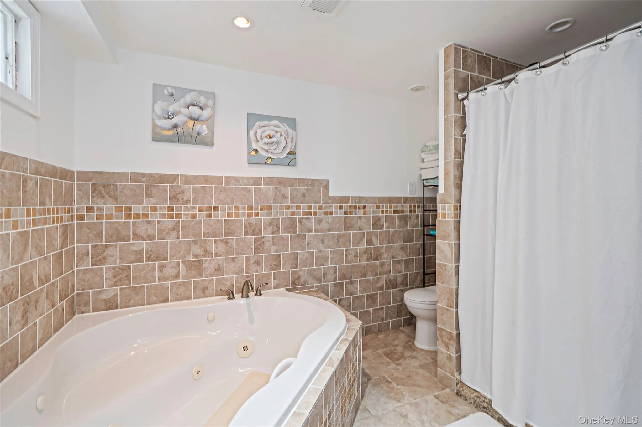 395 Putnam Avenue, Babylon, NY, 5 Bedrooms Bedrooms, 10 Rooms Rooms,2 BathroomsBathrooms,Residential,For Rent,Putnam,0,1019385 395 Putnam Avenue, Babylon, NY, 5 Bedrooms Bedrooms, 10 Rooms Rooms,2 BathroomsBathrooms,Residential,For Rent,Putnam,0,1019385