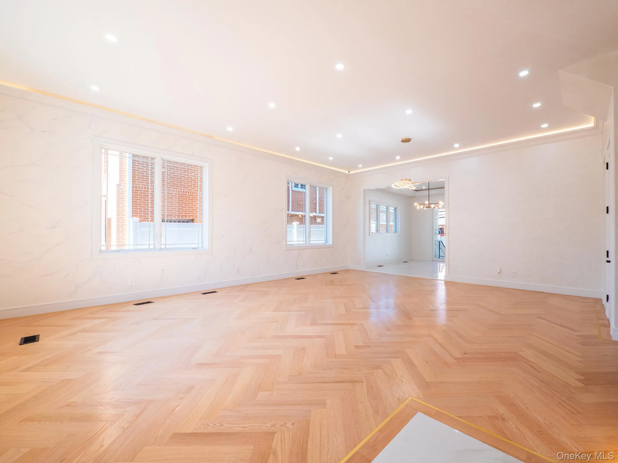 7619 173rd Street, New York, NY, 4 Bedrooms Bedrooms, 8 Rooms Rooms,3 BathroomsBathrooms,Residential,For Rent,173rd,0,1019386 7619 173rd Street, New York, NY, 4 Bedrooms Bedrooms, 8 Rooms Rooms,3 BathroomsBathrooms,Residential,For Rent,173rd,0,1019386