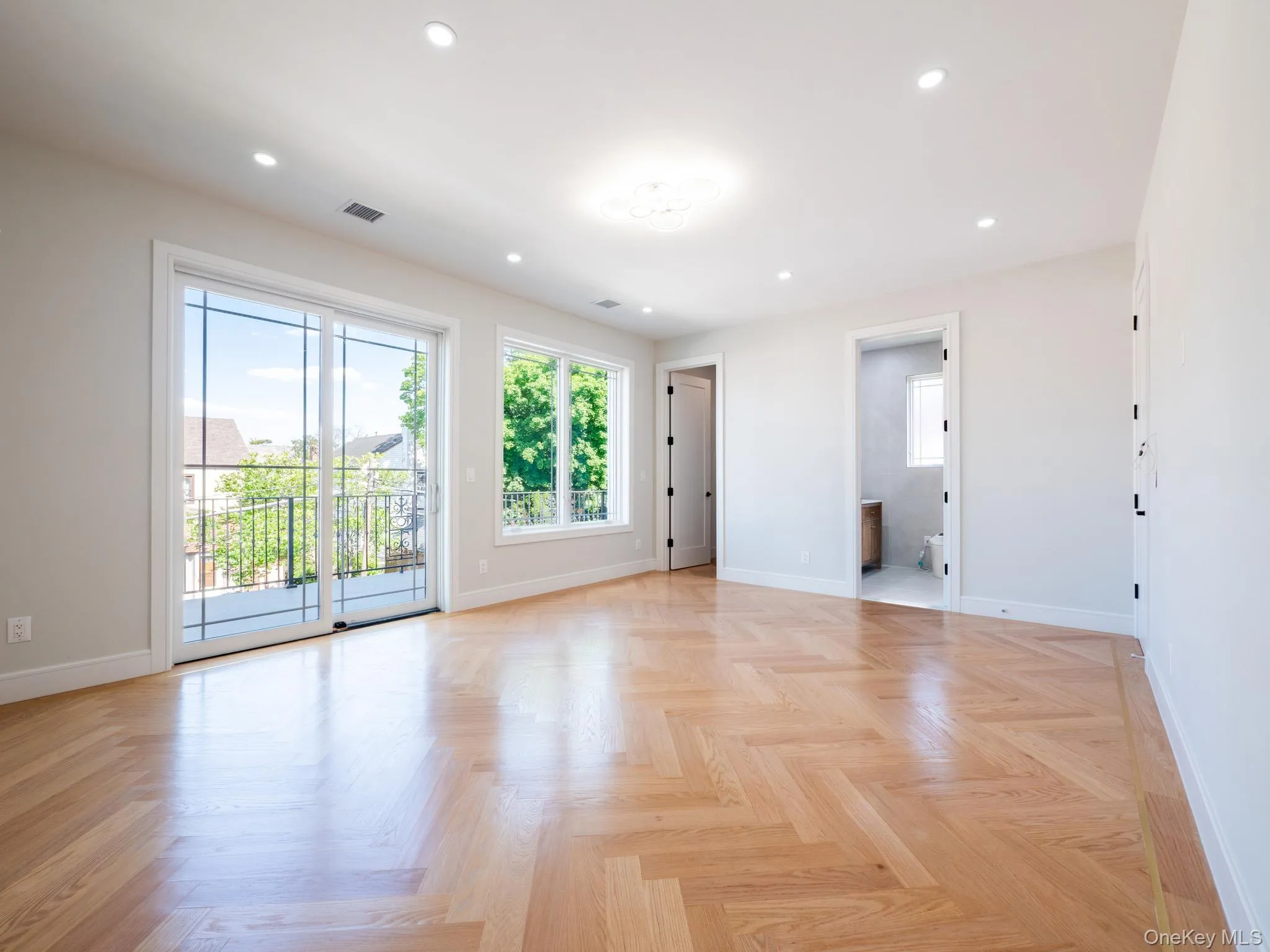 7619 173rd Street, New York, NY, 4 Bedrooms Bedrooms, 8 Rooms Rooms,3 BathroomsBathrooms,Residential,For Rent,173rd,0,1019386 7619 173rd Street, New York, NY, 4 Bedrooms Bedrooms, 8 Rooms Rooms,3 BathroomsBathrooms,Residential,For Rent,173rd,0,1019386