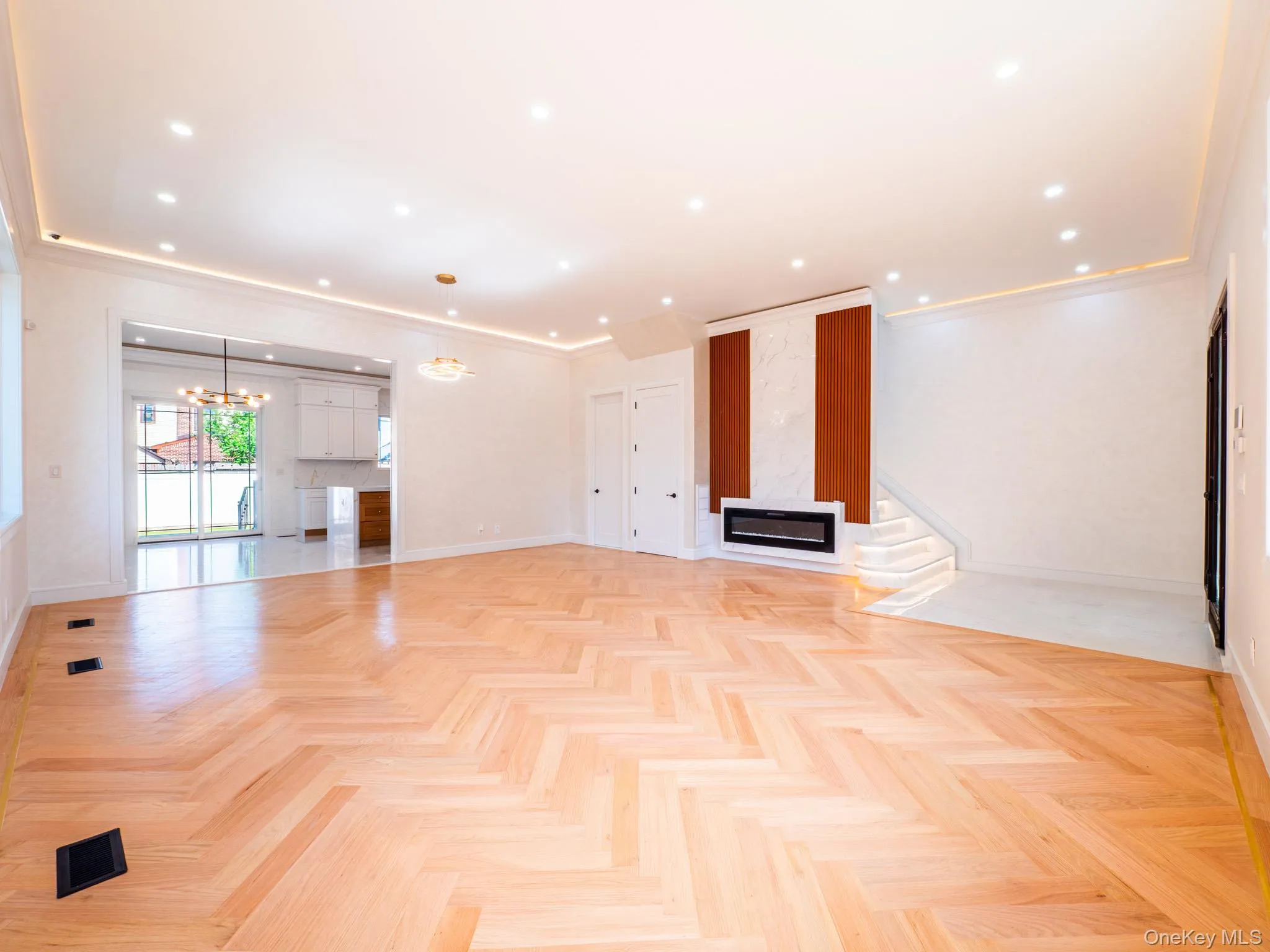 7619 173rd Street, New York, NY, 4 Bedrooms Bedrooms, 8 Rooms Rooms,3 BathroomsBathrooms,Residential,For Rent,173rd,0,1019386 7619 173rd Street, New York, NY, 4 Bedrooms Bedrooms, 8 Rooms Rooms,3 BathroomsBathrooms,Residential,For Rent,173rd,0,1019386