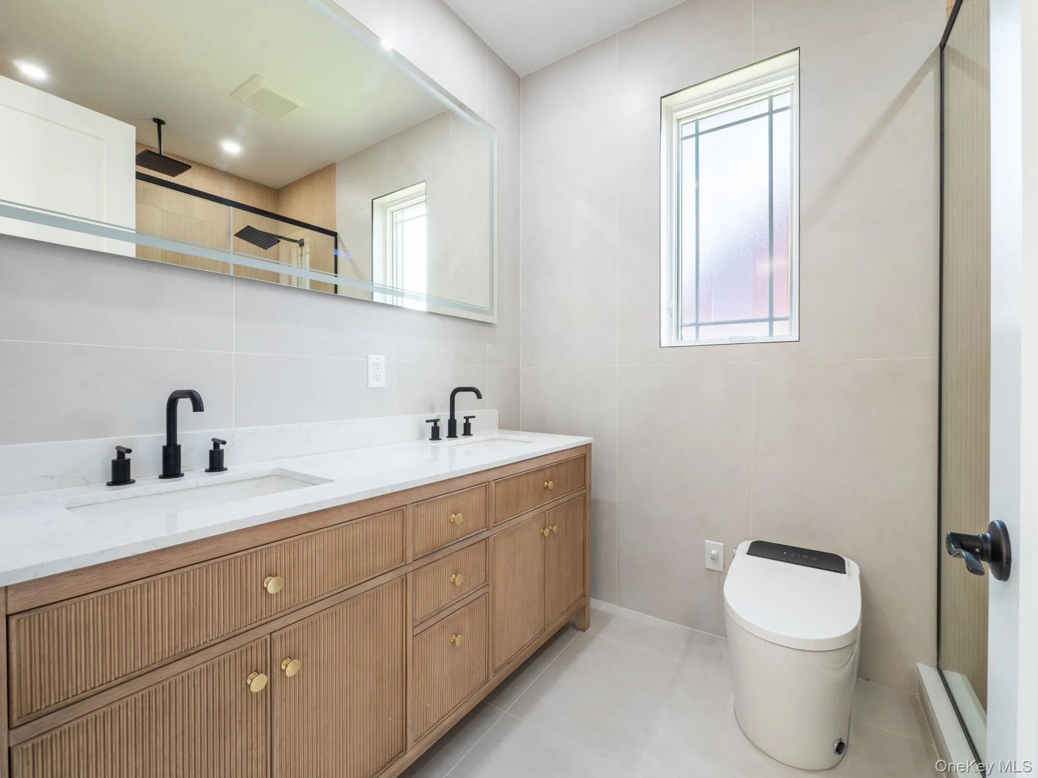 7619 173rd Street, New York, NY, 4 Bedrooms Bedrooms, 8 Rooms Rooms,3 BathroomsBathrooms,Residential,For Rent,173rd,0,1019386 7619 173rd Street, New York, NY, 4 Bedrooms Bedrooms, 8 Rooms Rooms,3 BathroomsBathrooms,Residential,For Rent,173rd,0,1019386