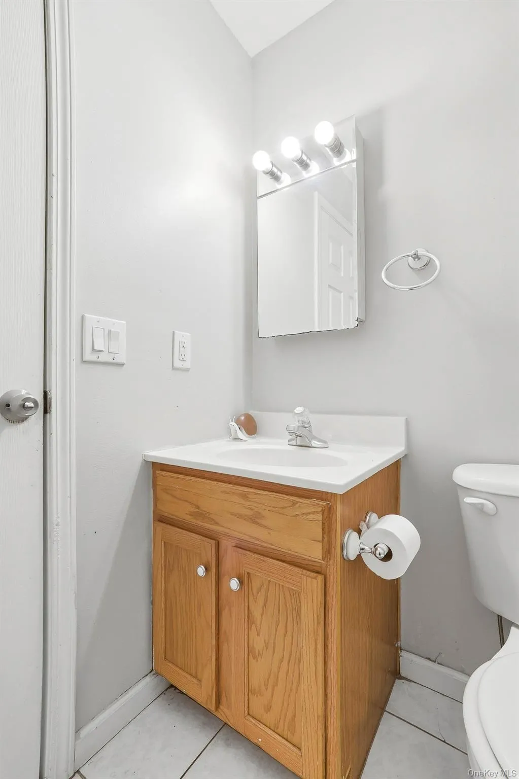 125 Cedar Hill Road, Wappinger, NY, 4 Bedrooms Bedrooms, 9 Rooms Rooms,2 BathroomsBathrooms,Residential,For Rent,Cedar Hill,0,1019389 125 Cedar Hill Road, Wappinger, NY, 4 Bedrooms Bedrooms, 9 Rooms Rooms,2 BathroomsBathrooms,Residential,For Rent,Cedar Hill,0,1019389