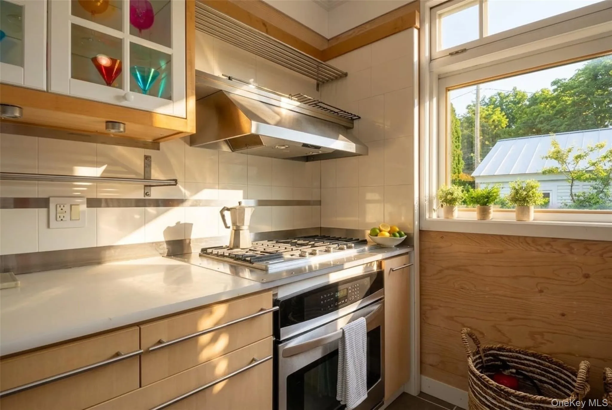 556 State Street, Hudson, NY, 3 Bedrooms Bedrooms, 7 Rooms Rooms,2 BathroomsBathrooms,Residential,For Rent,State,0,1019391 556 State Street, Hudson, NY, 3 Bedrooms Bedrooms, 7 Rooms Rooms,2 BathroomsBathrooms,Residential,For Rent,State,0,1019391