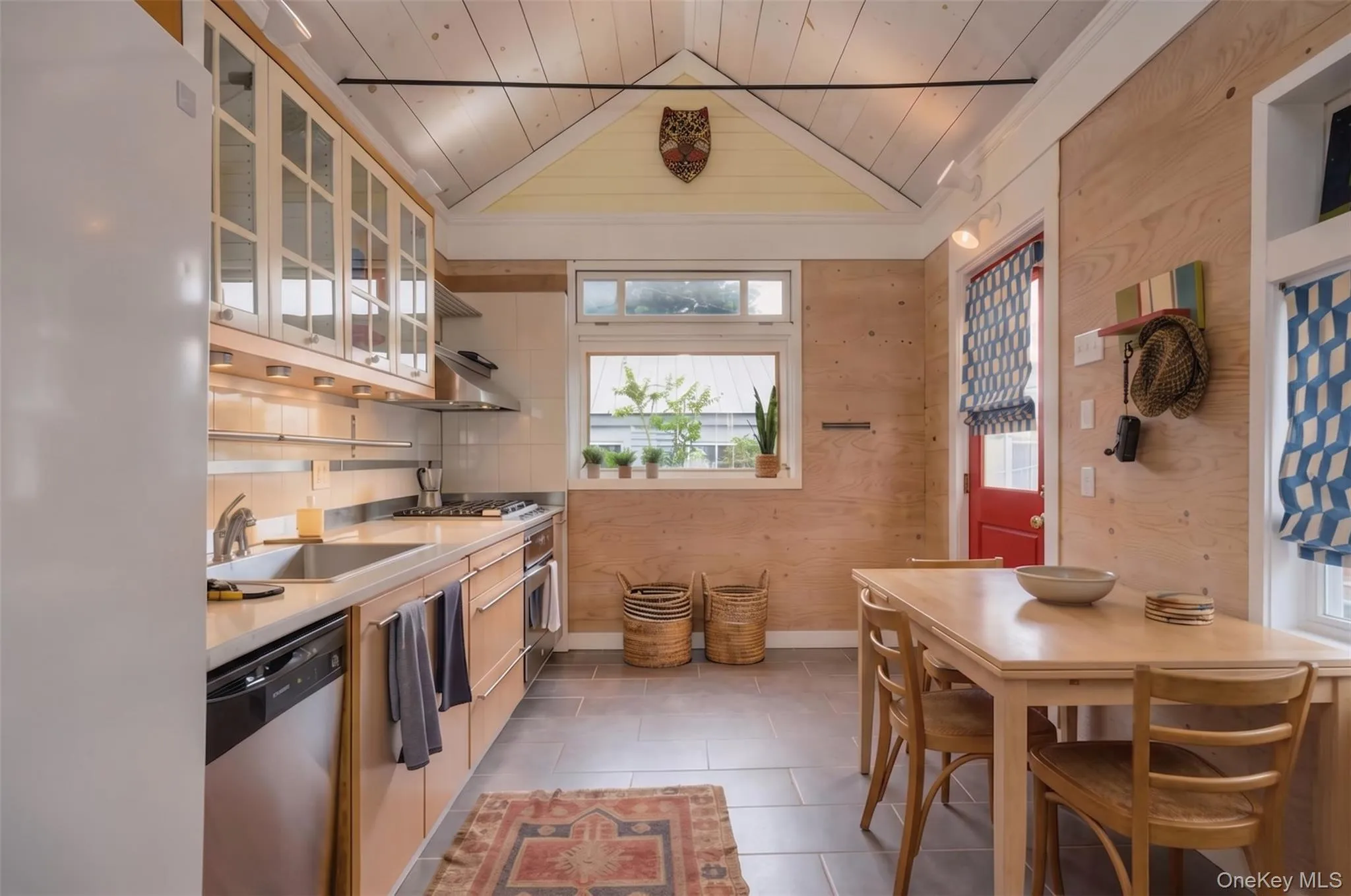 556 State Street, Hudson, NY, 3 Bedrooms Bedrooms, 7 Rooms Rooms,2 BathroomsBathrooms,Residential,For Rent,State,0,1019391 556 State Street, Hudson, NY, 3 Bedrooms Bedrooms, 7 Rooms Rooms,2 BathroomsBathrooms,Residential,For Rent,State,0,1019391