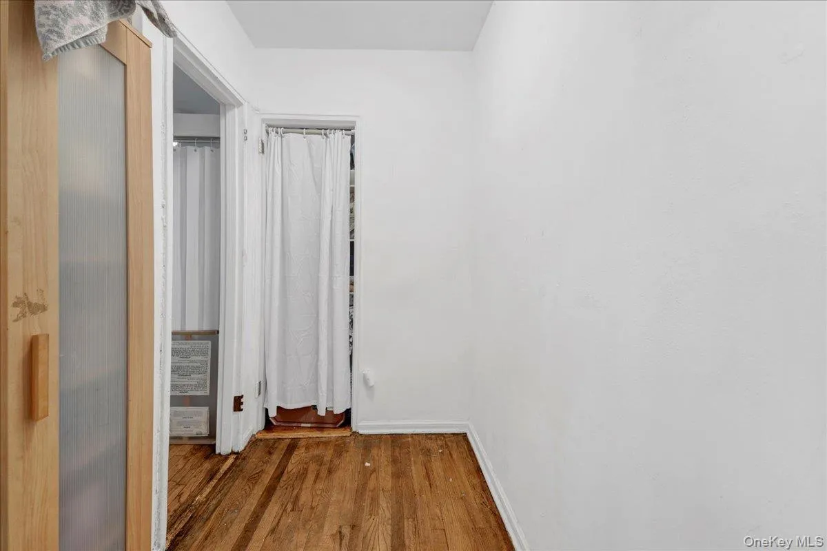 6510 108th Street, New York, NY, 4 Rooms Rooms,1 BathroomBathrooms,Residential,For Rent,108th,0,1019395 6510 108th Street, New York, NY, 4 Rooms Rooms,1 BathroomBathrooms,Residential,For Rent,108th,0,1019395