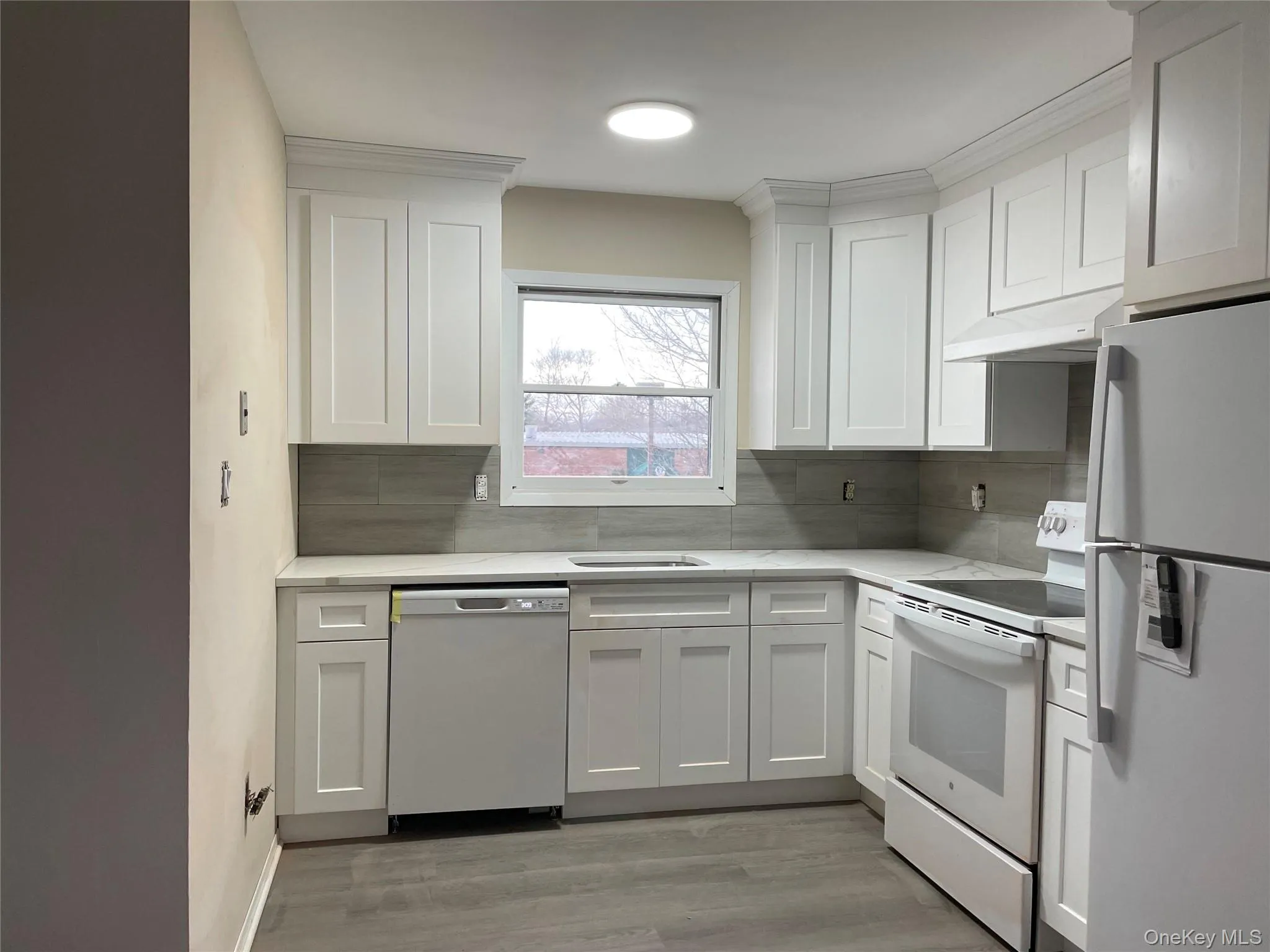 7 Locust Ave, Babylon, NY, 2 Bedrooms Bedrooms, 5 Rooms Rooms,1 BathroomBathrooms,Residential Lease,For Rent,Locust Ave,0,1019397 7 Locust Ave, Babylon, NY, 2 Bedrooms Bedrooms, 5 Rooms Rooms,1 BathroomBathrooms,Residential Lease,For Rent,Locust Ave,0,1019397