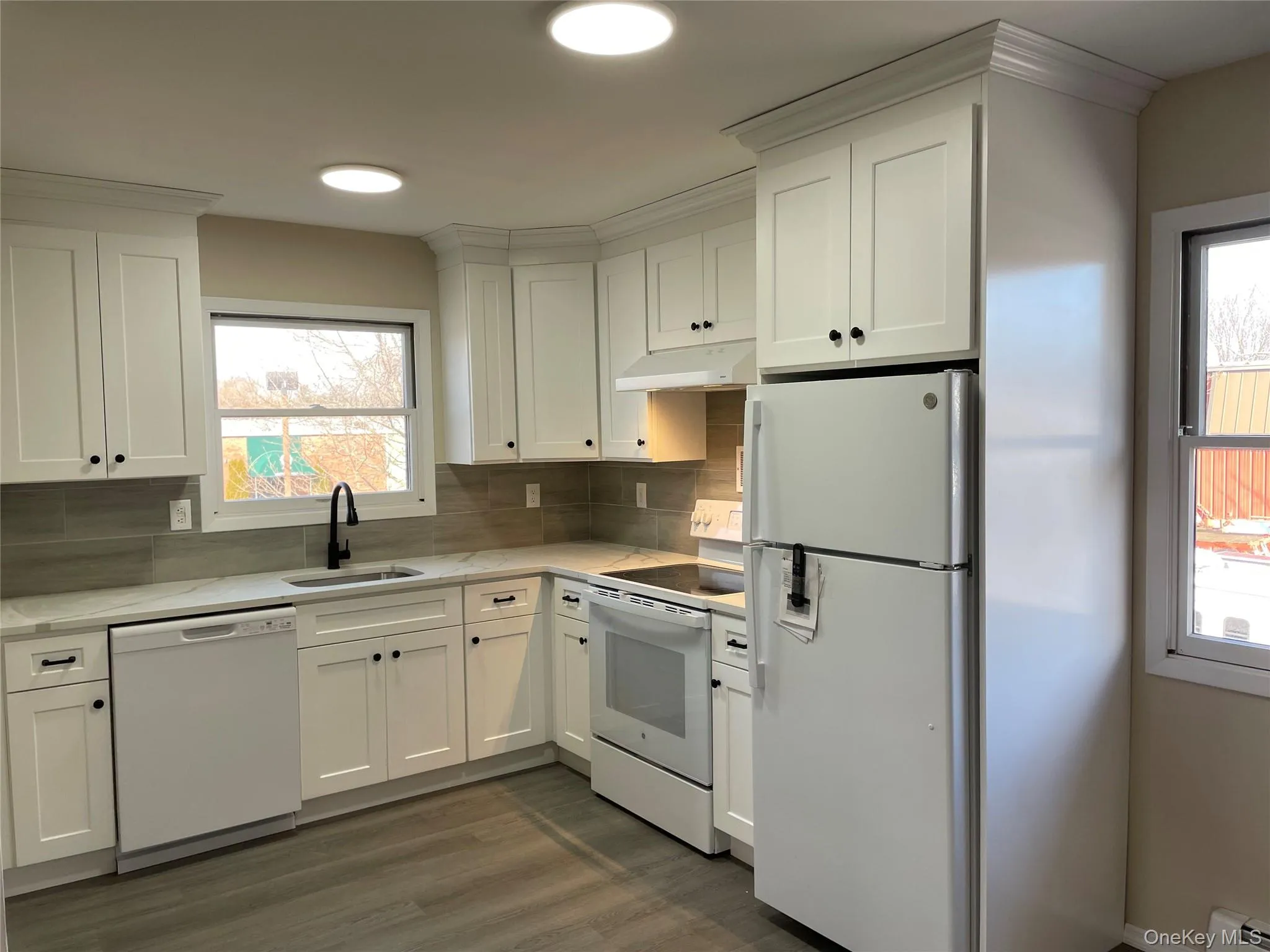 7 Locust Ave, Babylon, NY, 2 Bedrooms Bedrooms, 5 Rooms Rooms,1 BathroomBathrooms,Residential Lease,For Rent,Locust Ave,0,1019397 7 Locust Ave, Babylon, NY, 2 Bedrooms Bedrooms, 5 Rooms Rooms,1 BathroomBathrooms,Residential Lease,For Rent,Locust Ave,0,1019397