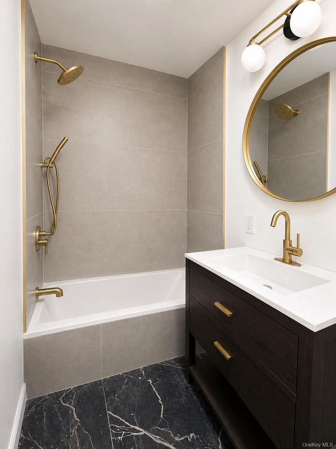 13016 Van Wyck Expressway, New York, NY, 3 Bedrooms Bedrooms, 5 Rooms Rooms,2 BathroomsBathrooms,Residential Lease,For Rent,Van Wyck,0,1019400 13016 Van Wyck Expressway, New York, NY, 3 Bedrooms Bedrooms, 5 Rooms Rooms,2 BathroomsBathrooms,Residential Lease,For Rent,Van Wyck,0,1019400