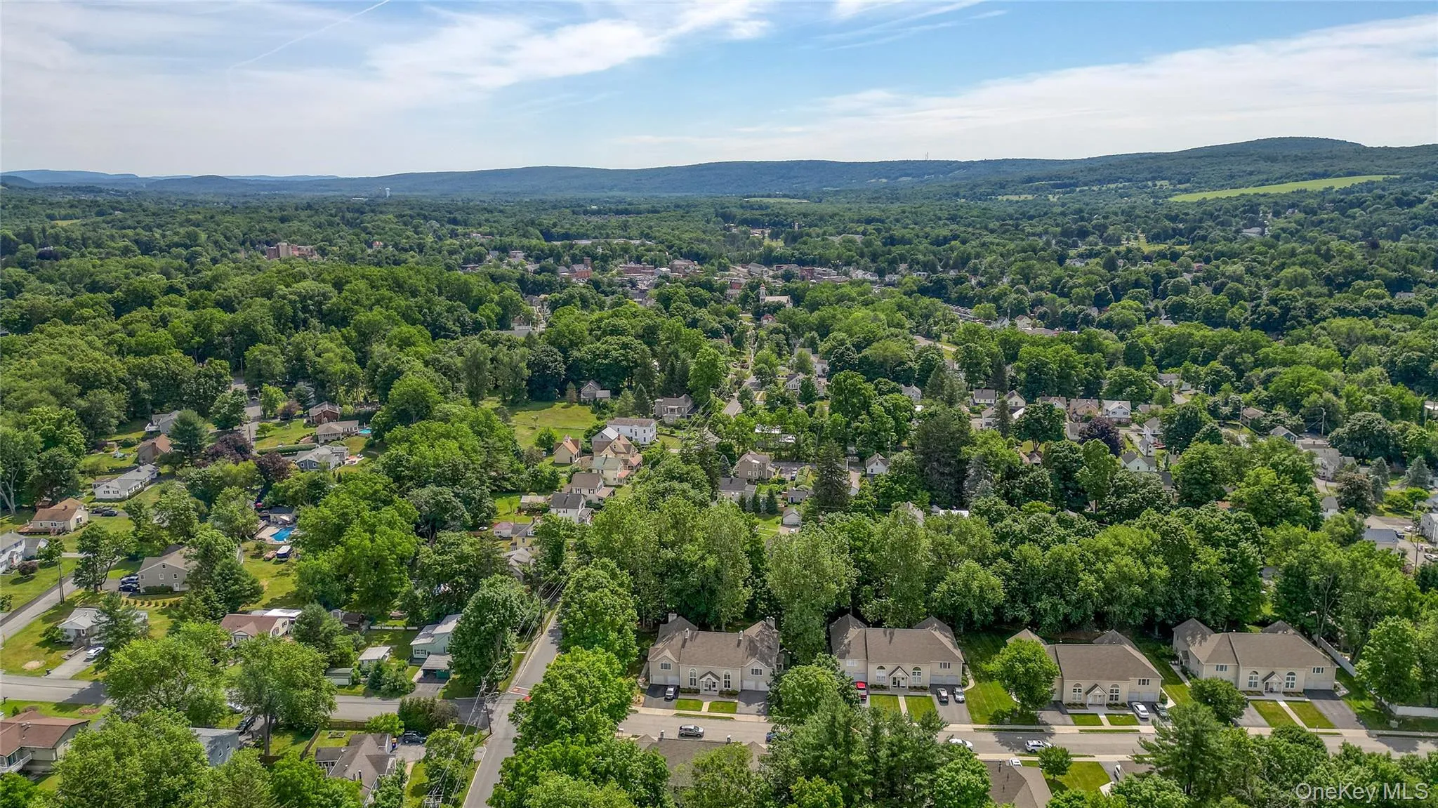 6 Village Cove, Warwick (town), NY, 2 Bedrooms Bedrooms, 8 Rooms Rooms,2 BathroomsBathrooms,Residential,For Rent,Village,0,1019406 6 Village Cove, Warwick (town), NY, 2 Bedrooms Bedrooms, 8 Rooms Rooms,2 BathroomsBathrooms,Residential,For Rent,Village,0,1019406