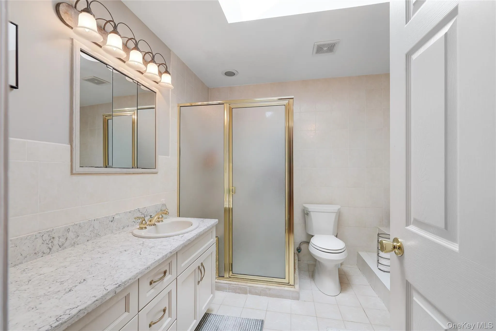 6 Village Cove, Warwick (town), NY, 2 Bedrooms Bedrooms, 8 Rooms Rooms,2 BathroomsBathrooms,Residential,For Rent,Village,0,1019406 6 Village Cove, Warwick (town), NY, 2 Bedrooms Bedrooms, 8 Rooms Rooms,2 BathroomsBathrooms,Residential,For Rent,Village,0,1019406