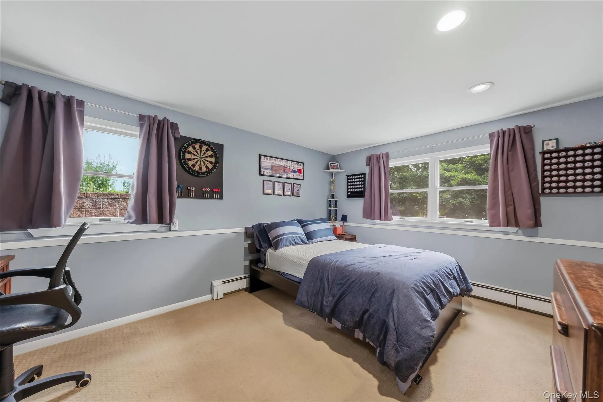 Very spacious Bedroom #3 faces towards the backyard. Very spacious Bedroom #3 faces towards the backyard.
