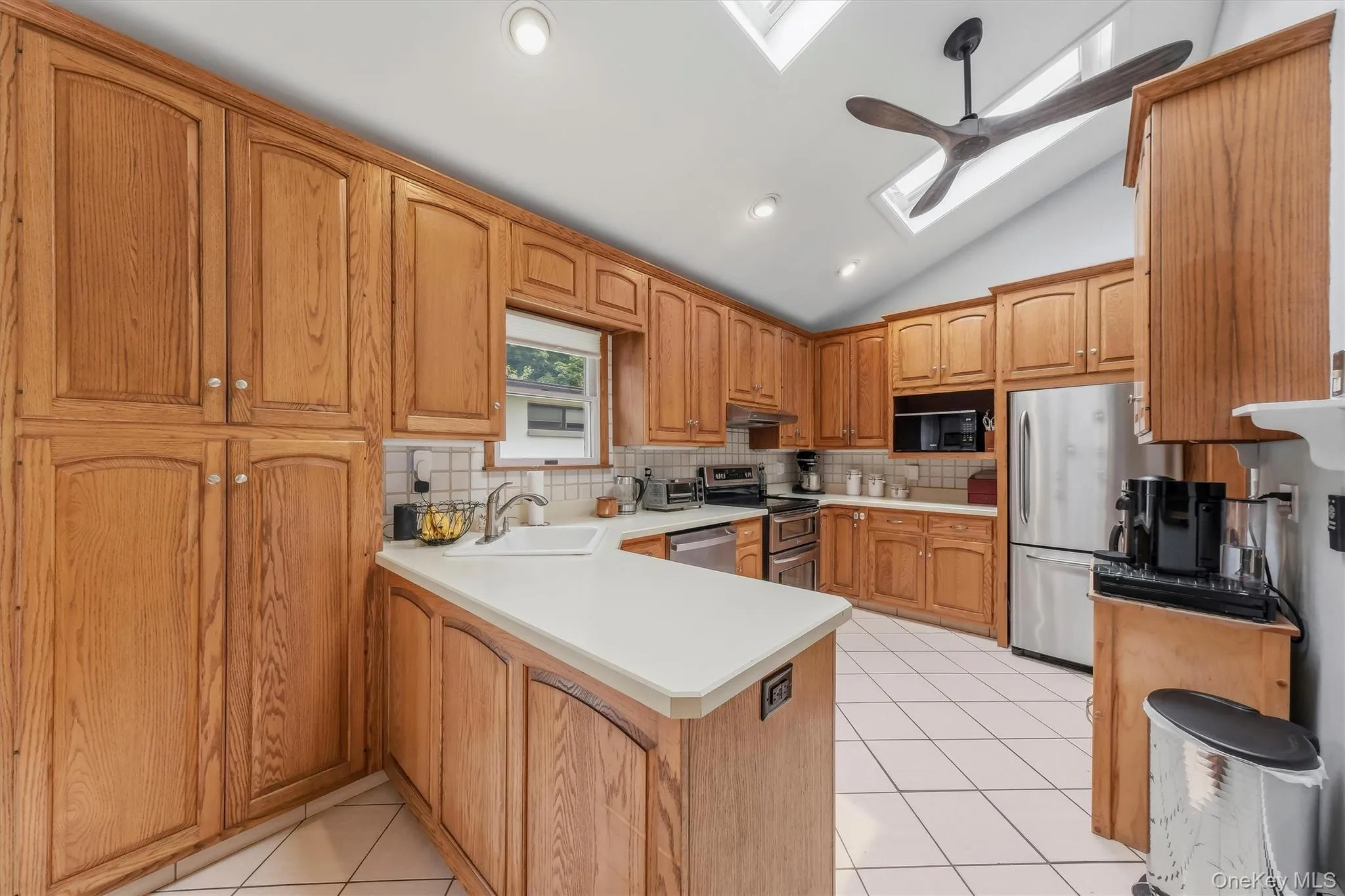 Cabinet space galore! Cabinet space galore!