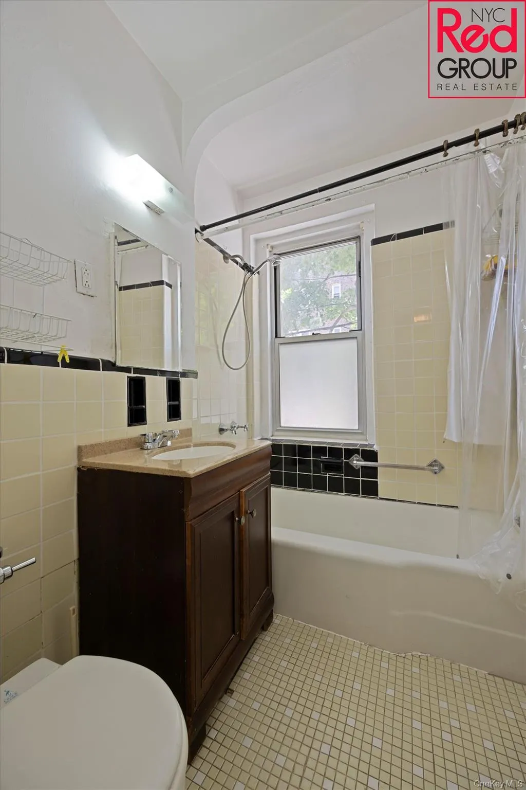 64-85 Saunders Street, New York, NY, 1 Bedroom Bedrooms, 4 Rooms Rooms,1 BathroomBathrooms,Residential,For Rent,Saunders Street,0,1019411 64-85 Saunders Street, New York, NY, 1 Bedroom Bedrooms, 4 Rooms Rooms,1 BathroomBathrooms,Residential,For Rent,Saunders Street,0,1019411