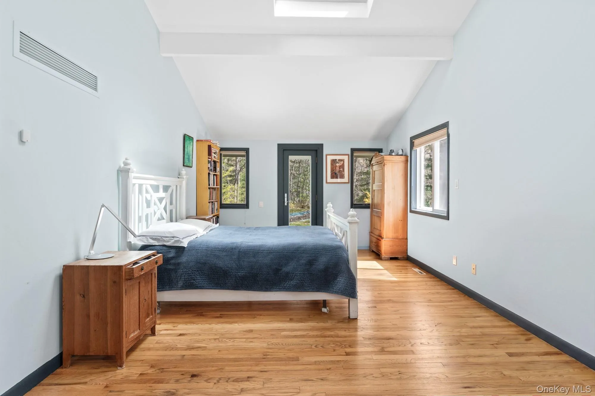 197 Two Holes Water Road, East Hampton, NY, 4 Bedrooms Bedrooms, 7 Rooms Rooms,3 BathroomsBathrooms,Residential,For Rent,Two Holes Water,0,1019417 197 Two Holes Water Road, East Hampton, NY, 4 Bedrooms Bedrooms, 7 Rooms Rooms,3 BathroomsBathrooms,Residential,For Rent,Two Holes Water,0,1019417