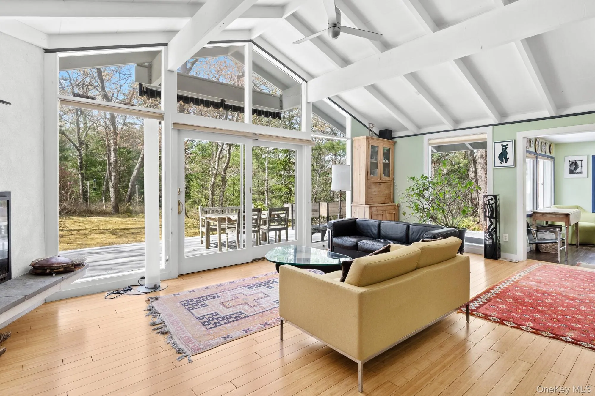 197 Two Holes Water Road, East Hampton, NY, 4 Bedrooms Bedrooms, 7 Rooms Rooms,3 BathroomsBathrooms,Residential,For Rent,Two Holes Water,0,1019417 197 Two Holes Water Road, East Hampton, NY, 4 Bedrooms Bedrooms, 7 Rooms Rooms,3 BathroomsBathrooms,Residential,For Rent,Two Holes Water,0,1019417