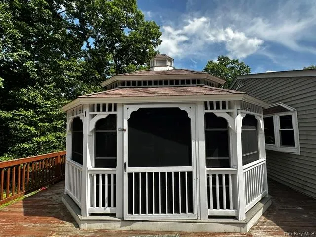64 Yankee Lake Road, Mamakating, NY, 3 Bedrooms Bedrooms, 6 Rooms Rooms,1 BathroomBathrooms,Residential Lease,For Rent,Yankee Lake,0,1019418 64 Yankee Lake Road, Mamakating, NY, 3 Bedrooms Bedrooms, 6 Rooms Rooms,1 BathroomBathrooms,Residential Lease,For Rent,Yankee Lake,0,1019418