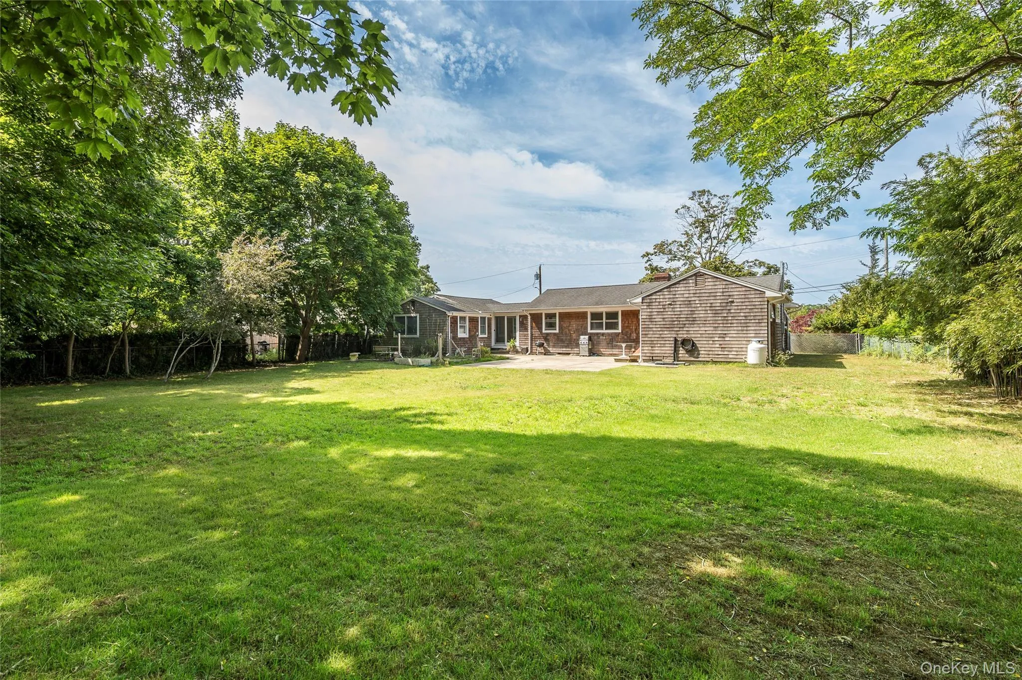 27 West Side Avenue, Southampton, NY, 3 Bedrooms Bedrooms, 9 Rooms Rooms,2 BathroomsBathrooms,Residential,For Rent,West Side,0,1019424 27 West Side Avenue, Southampton, NY, 3 Bedrooms Bedrooms, 9 Rooms Rooms,2 BathroomsBathrooms,Residential,For Rent,West Side,0,1019424