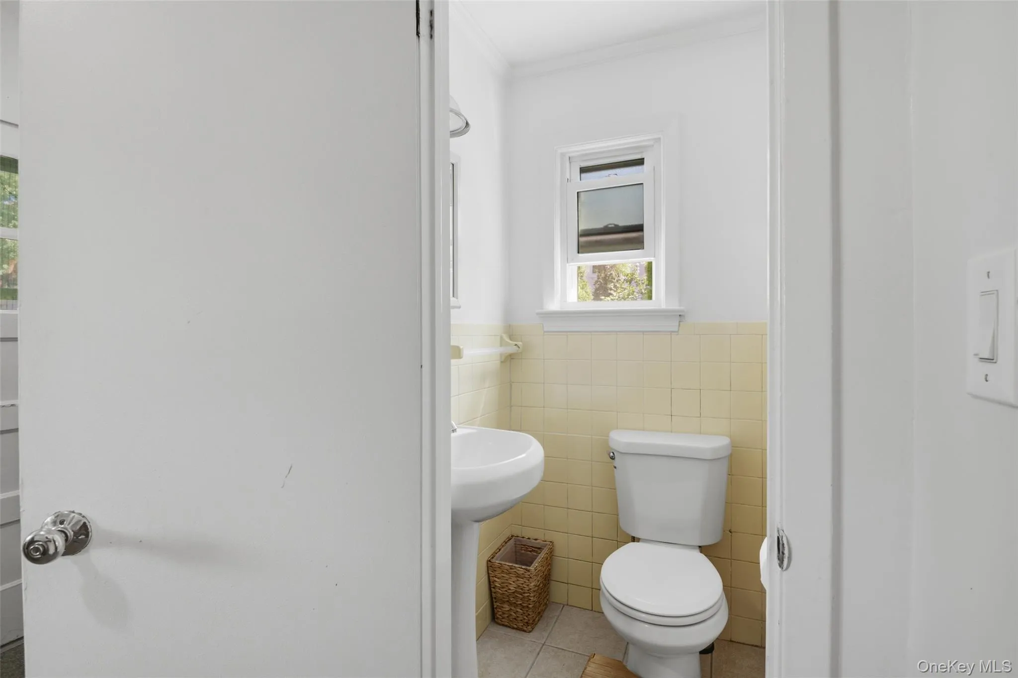 First floor half bathroom! First floor half bathroom!