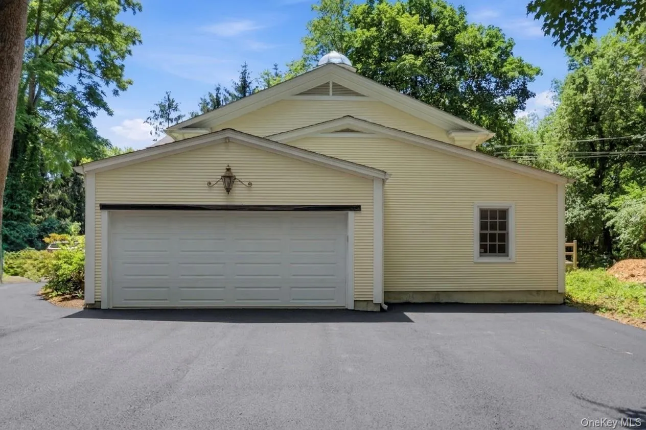 19 Pheasant Hill Lane, Oyster Bay, NY, 5 Bedrooms Bedrooms, 10 Rooms Rooms,3 BathroomsBathrooms,Residential,For Rent,Pheasant Hill,0,1019434 19 Pheasant Hill Lane, Oyster Bay, NY, 5 Bedrooms Bedrooms, 10 Rooms Rooms,3 BathroomsBathrooms,Residential,For Rent,Pheasant Hill,0,1019434