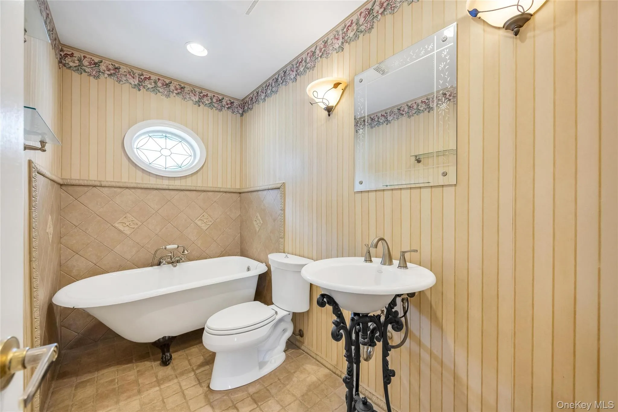 2 Briggs Street, Oyster Bay, NY, 4 Bedrooms Bedrooms, 8 Rooms Rooms,2 BathroomsBathrooms,Residential,For Rent,Briggs,0,1019435 2 Briggs Street, Oyster Bay, NY, 4 Bedrooms Bedrooms, 8 Rooms Rooms,2 BathroomsBathrooms,Residential,For Rent,Briggs,0,1019435
