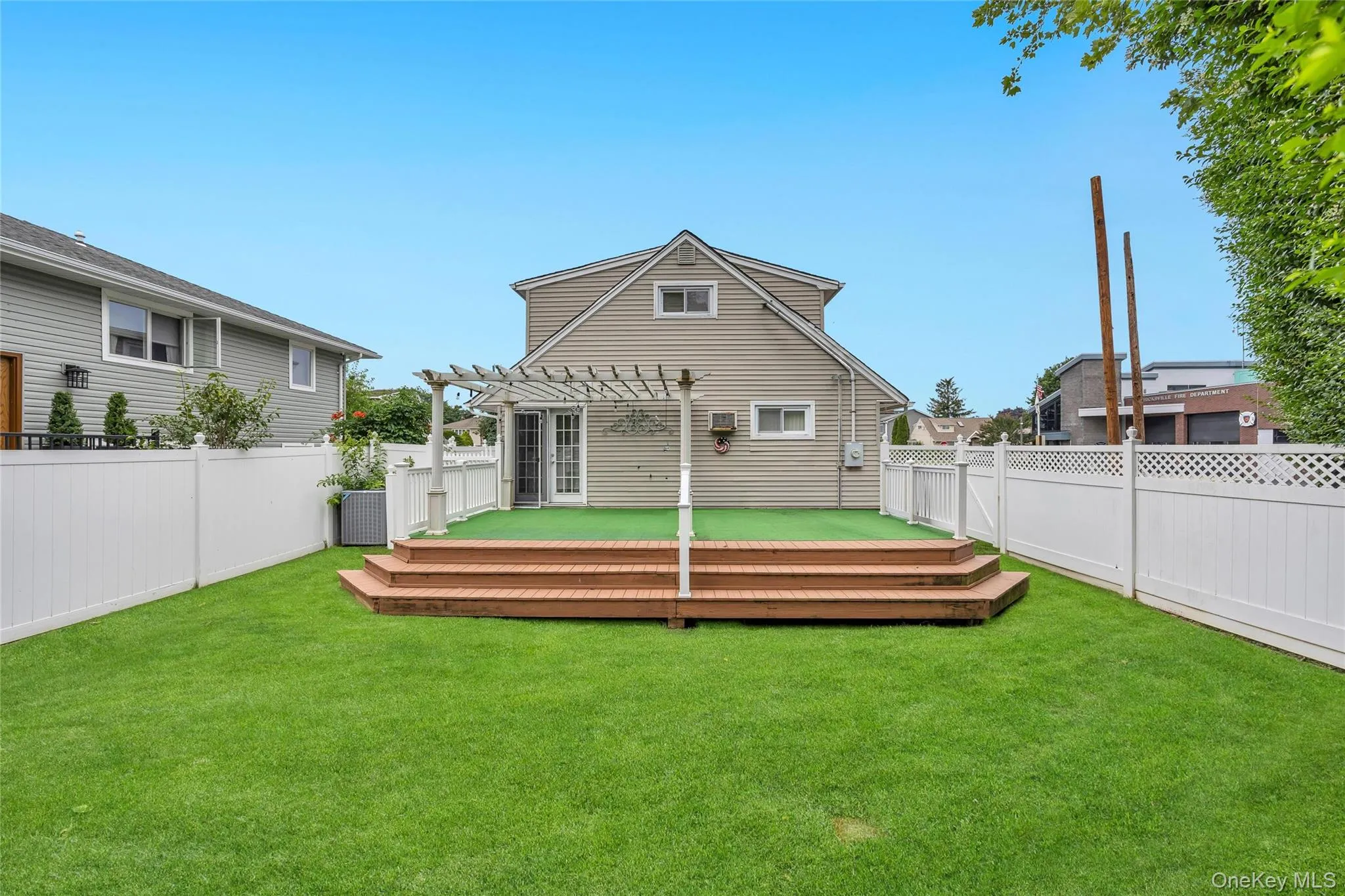 2 Briggs Street, Oyster Bay, NY, 4 Bedrooms Bedrooms, 8 Rooms Rooms,2 BathroomsBathrooms,Residential,For Rent,Briggs,0,1019435 2 Briggs Street, Oyster Bay, NY, 4 Bedrooms Bedrooms, 8 Rooms Rooms,2 BathroomsBathrooms,Residential,For Rent,Briggs,0,1019435