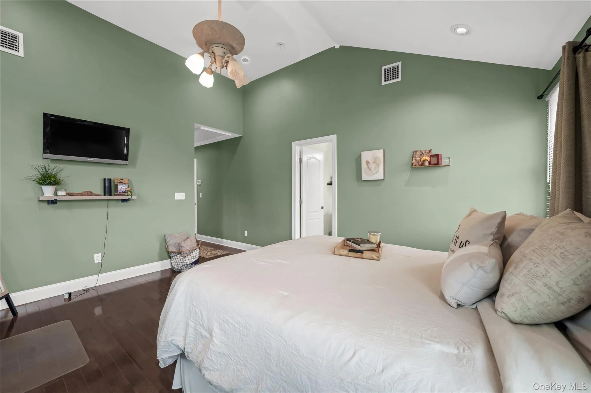206 7th Street, Babylon, NY, 3 Bedrooms Bedrooms, 10 Rooms Rooms,3 BathroomsBathrooms,Residential,For Rent,7th,0,1019441 206 7th Street, Babylon, NY, 3 Bedrooms Bedrooms, 10 Rooms Rooms,3 BathroomsBathrooms,Residential,For Rent,7th,0,1019441