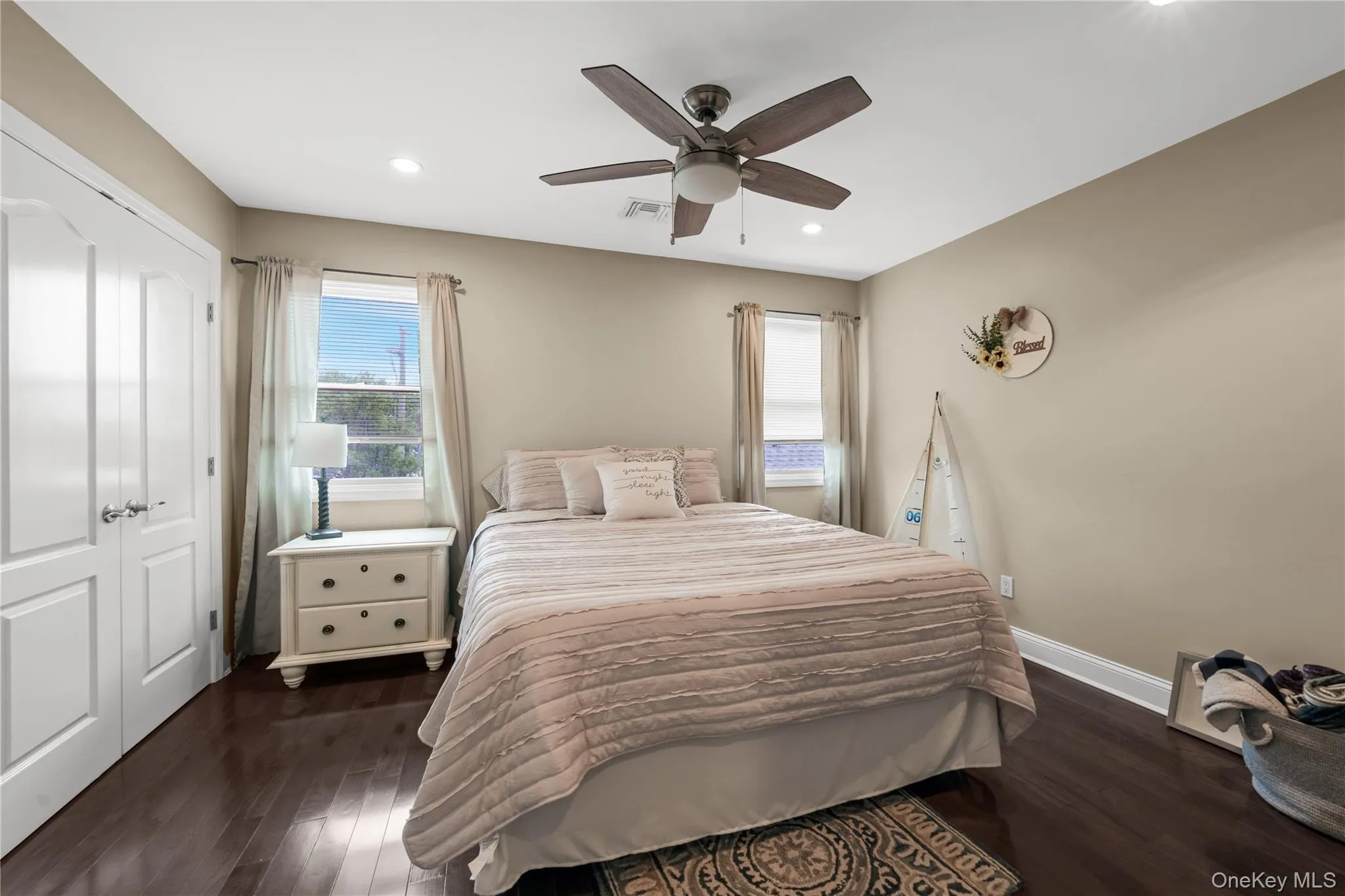 206 7th Street, Babylon, NY, 3 Bedrooms Bedrooms, 10 Rooms Rooms,3 BathroomsBathrooms,Residential,For Rent,7th,0,1019441 206 7th Street, Babylon, NY, 3 Bedrooms Bedrooms, 10 Rooms Rooms,3 BathroomsBathrooms,Residential,For Rent,7th,0,1019441