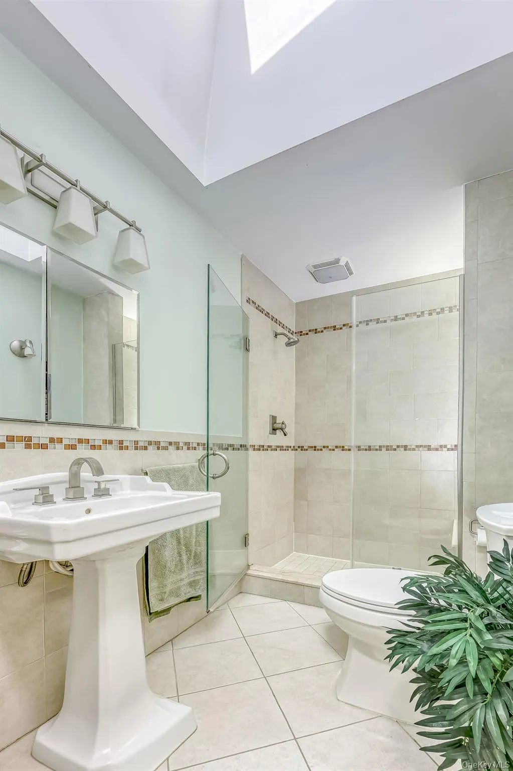 10 Longbow Road, Ramapo, NY, 4 Bedrooms Bedrooms, 13 Rooms Rooms,3 BathroomsBathrooms,Residential,For Rent,Longbow,0,1019442 10 Longbow Road, Ramapo, NY, 4 Bedrooms Bedrooms, 13 Rooms Rooms,3 BathroomsBathrooms,Residential,For Rent,Longbow,0,1019442