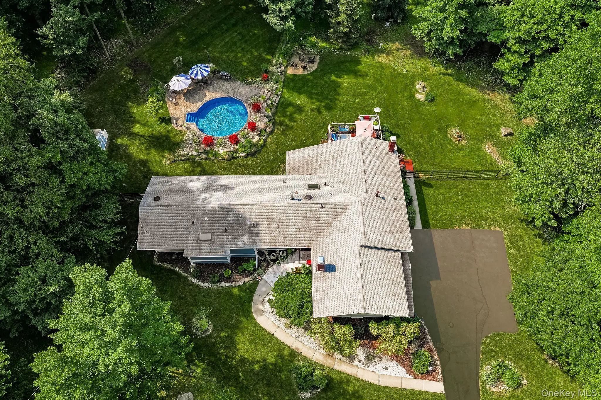 10 Longbow Road, Ramapo, NY, 4 Bedrooms Bedrooms, 13 Rooms Rooms,3 BathroomsBathrooms,Residential,For Rent,Longbow,0,1019442 10 Longbow Road, Ramapo, NY, 4 Bedrooms Bedrooms, 13 Rooms Rooms,3 BathroomsBathrooms,Residential,For Rent,Longbow,0,1019442