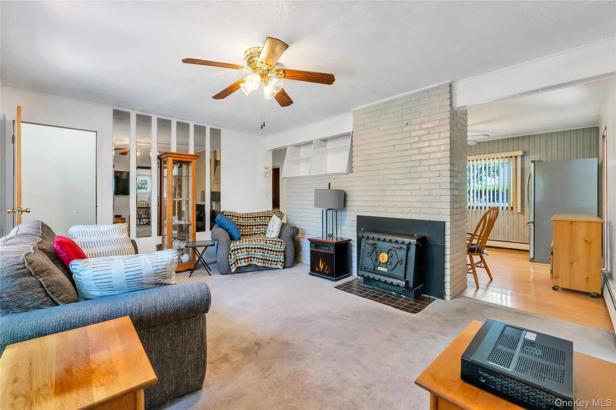 26 Berry Lane, Oyster Bay, NY, 4 Bedrooms Bedrooms, 9 Rooms Rooms,2 BathroomsBathrooms,Residential,For Rent,Berry,0,1019444 26 Berry Lane, Oyster Bay, NY, 4 Bedrooms Bedrooms, 9 Rooms Rooms,2 BathroomsBathrooms,Residential,For Rent,Berry,0,1019444