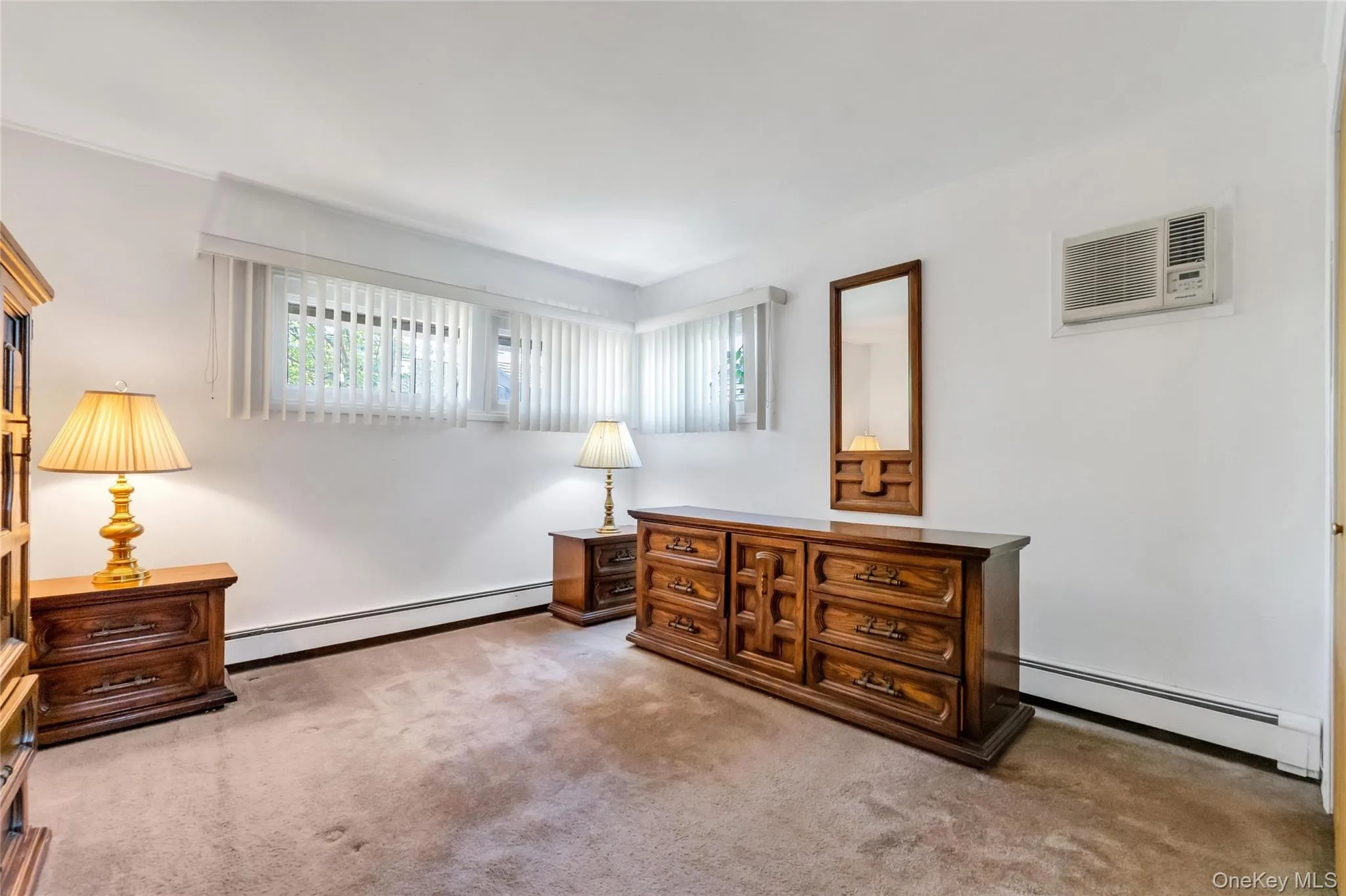 26 Berry Lane, Oyster Bay, NY, 4 Bedrooms Bedrooms, 9 Rooms Rooms,2 BathroomsBathrooms,Residential,For Rent,Berry,0,1019444 26 Berry Lane, Oyster Bay, NY, 4 Bedrooms Bedrooms, 9 Rooms Rooms,2 BathroomsBathrooms,Residential,For Rent,Berry,0,1019444