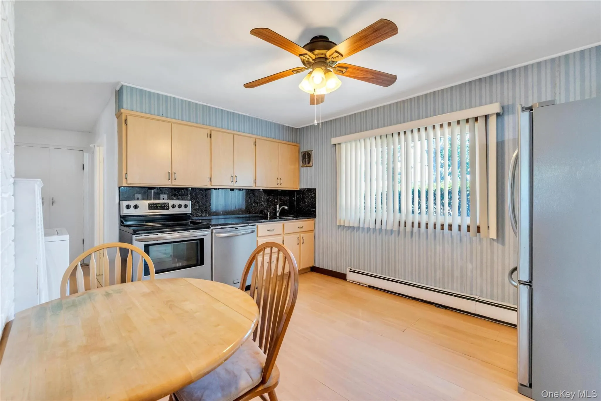 26 Berry Lane, Oyster Bay, NY, 4 Bedrooms Bedrooms, 9 Rooms Rooms,2 BathroomsBathrooms,Residential,For Rent,Berry,0,1019444 26 Berry Lane, Oyster Bay, NY, 4 Bedrooms Bedrooms, 9 Rooms Rooms,2 BathroomsBathrooms,Residential,For Rent,Berry,0,1019444