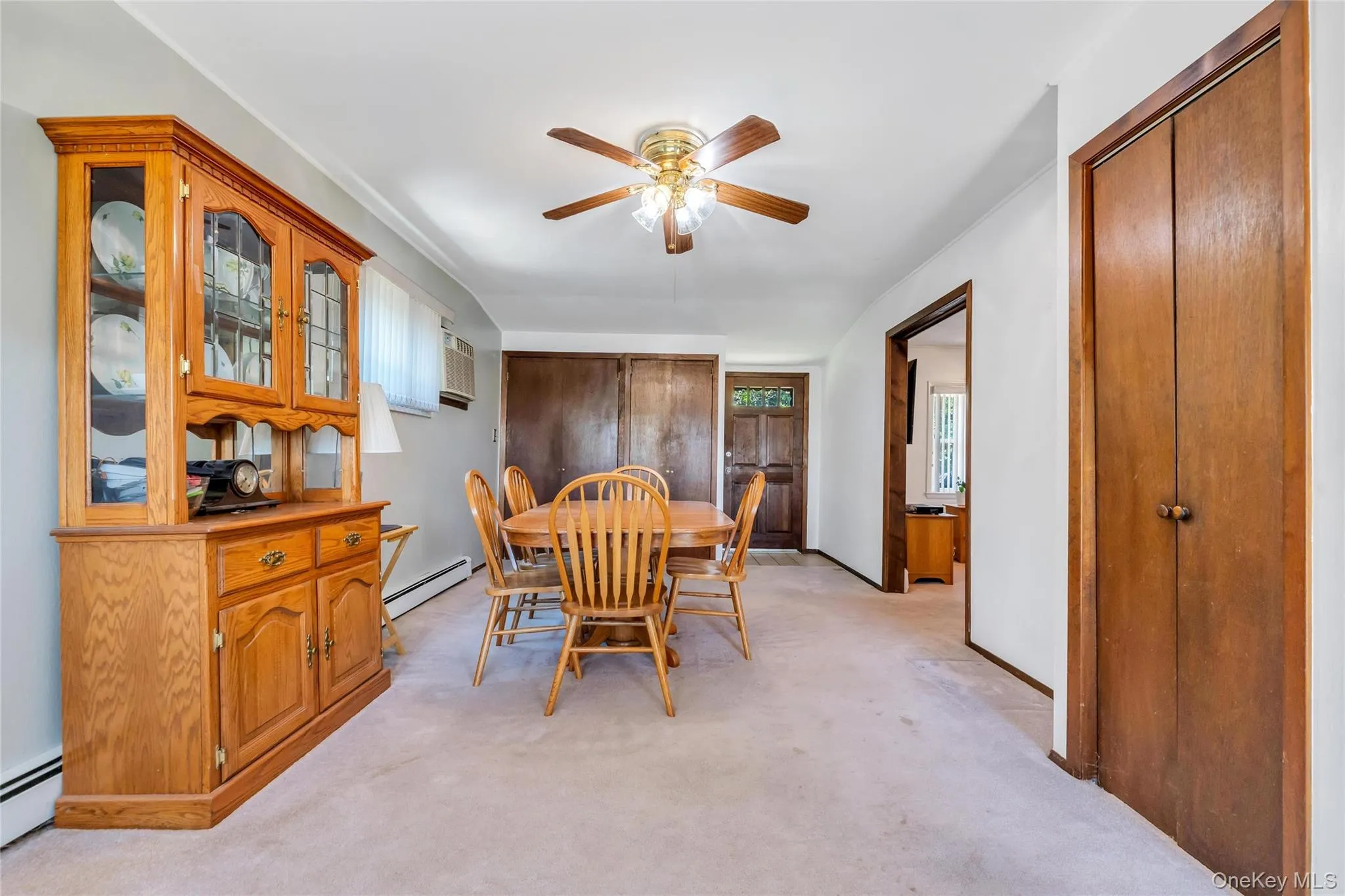 26 Berry Lane, Oyster Bay, NY, 4 Bedrooms Bedrooms, 9 Rooms Rooms,2 BathroomsBathrooms,Residential,For Rent,Berry,0,1019444 26 Berry Lane, Oyster Bay, NY, 4 Bedrooms Bedrooms, 9 Rooms Rooms,2 BathroomsBathrooms,Residential,For Rent,Berry,0,1019444