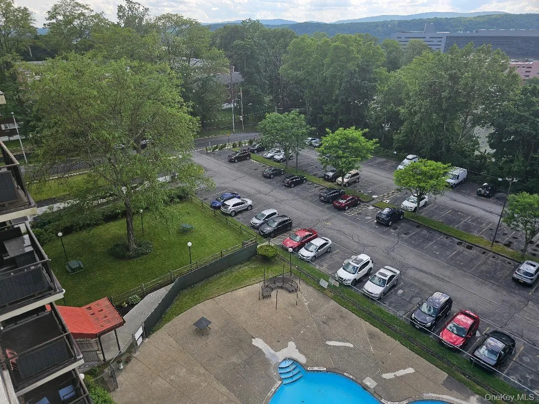 PRIVATE AND GATED PARKING PRIVATE AND GATED PARKING