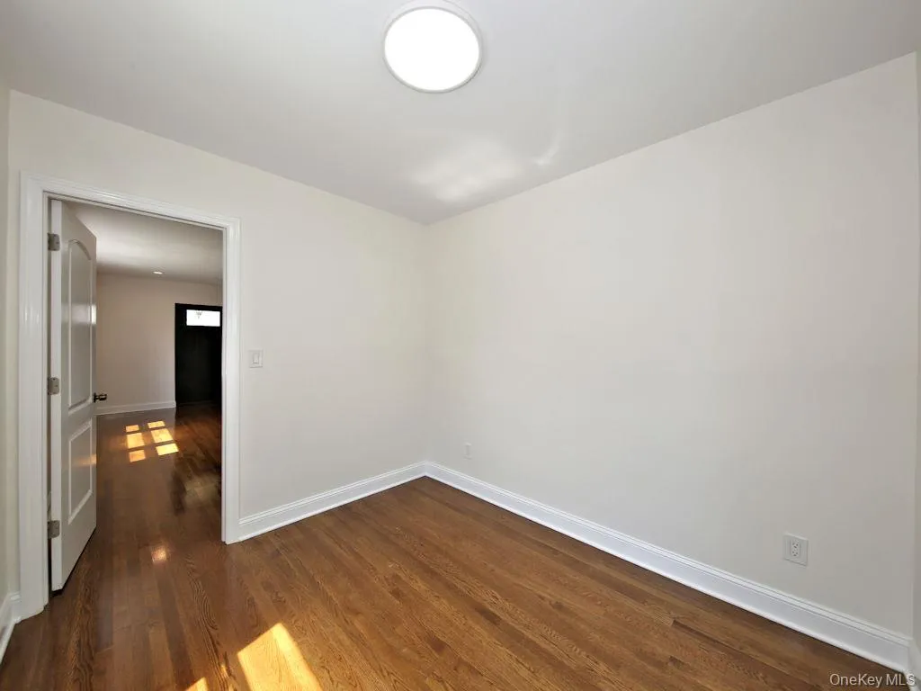 139 Waverly Avenue, Mamaroneck, NY, 3 Bedrooms Bedrooms, 5 Rooms Rooms,1 BathroomBathrooms,Residential Lease,For Rent,Waverly,0,1019446 139 Waverly Avenue, Mamaroneck, NY, 3 Bedrooms Bedrooms, 5 Rooms Rooms,1 BathroomBathrooms,Residential Lease,For Rent,Waverly,0,1019446
