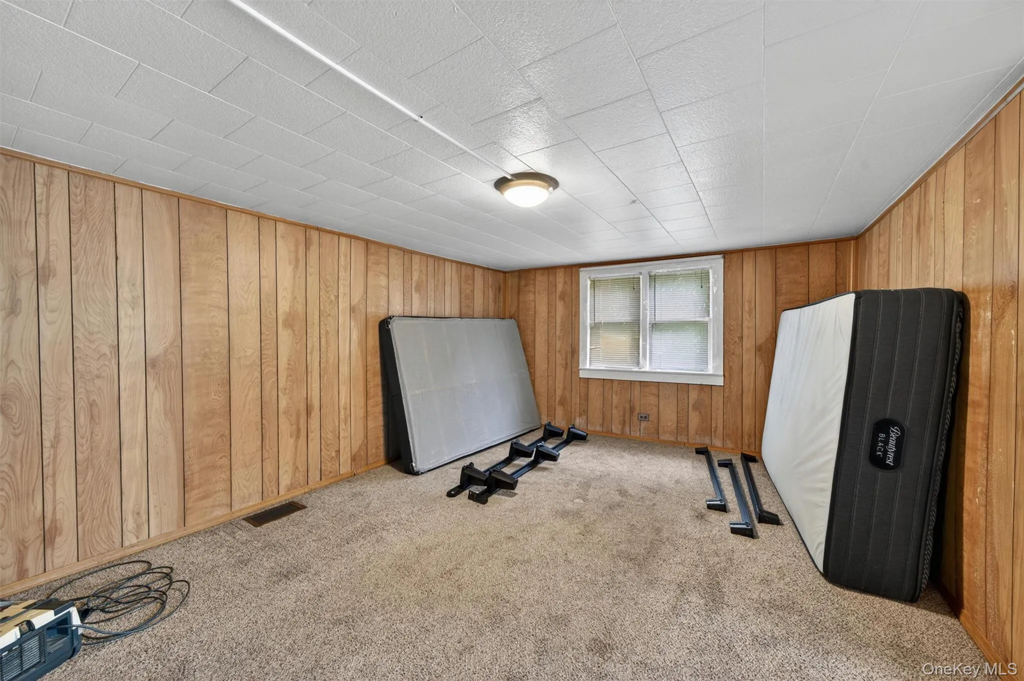 32 Tarbell Road, Wallkill, NY, 2 Bedrooms Bedrooms, 6 Rooms Rooms,1 BathroomBathrooms,Residential,For Rent,Tarbell,0,1019447 32 Tarbell Road, Wallkill, NY, 2 Bedrooms Bedrooms, 6 Rooms Rooms,1 BathroomBathrooms,Residential,For Rent,Tarbell,0,1019447
