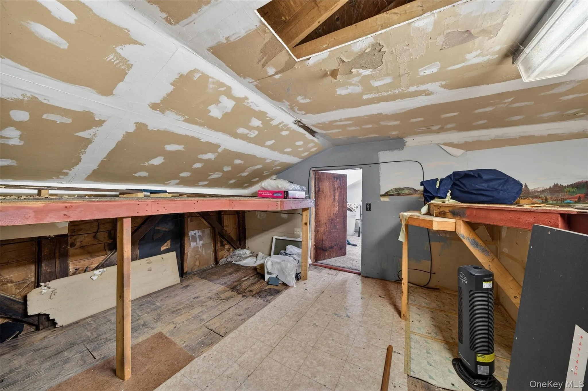 32 Tarbell Road, Wallkill, NY, 2 Bedrooms Bedrooms, 6 Rooms Rooms,1 BathroomBathrooms,Residential,For Rent,Tarbell,0,1019447 32 Tarbell Road, Wallkill, NY, 2 Bedrooms Bedrooms, 6 Rooms Rooms,1 BathroomBathrooms,Residential,For Rent,Tarbell,0,1019447