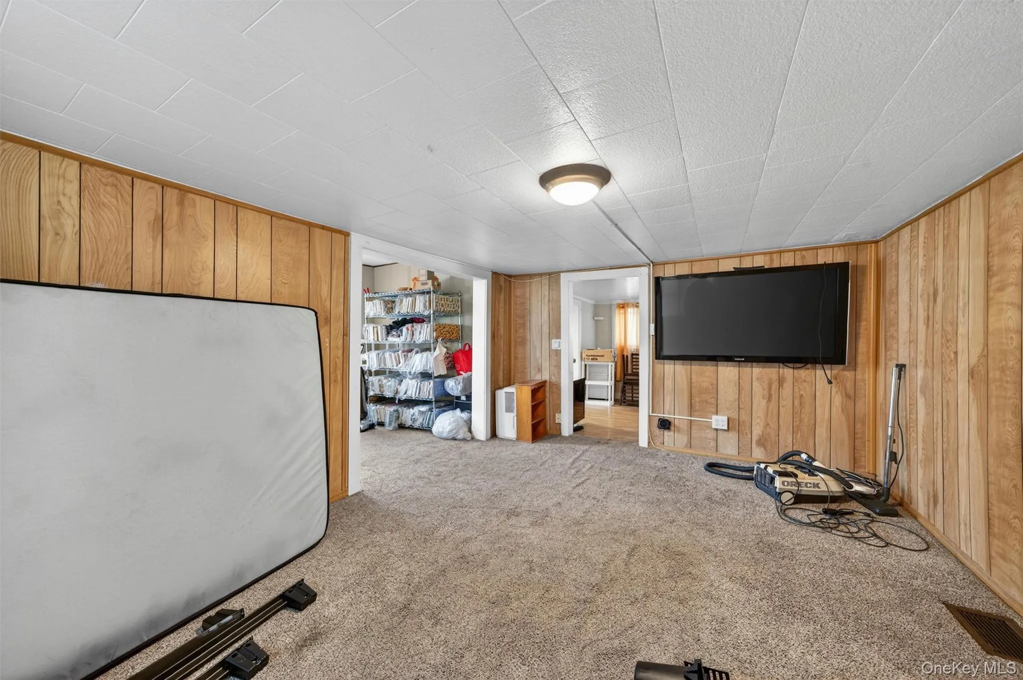 32 Tarbell Road, Wallkill, NY, 2 Bedrooms Bedrooms, 6 Rooms Rooms,1 BathroomBathrooms,Residential,For Rent,Tarbell,0,1019447 32 Tarbell Road, Wallkill, NY, 2 Bedrooms Bedrooms, 6 Rooms Rooms,1 BathroomBathrooms,Residential,For Rent,Tarbell,0,1019447