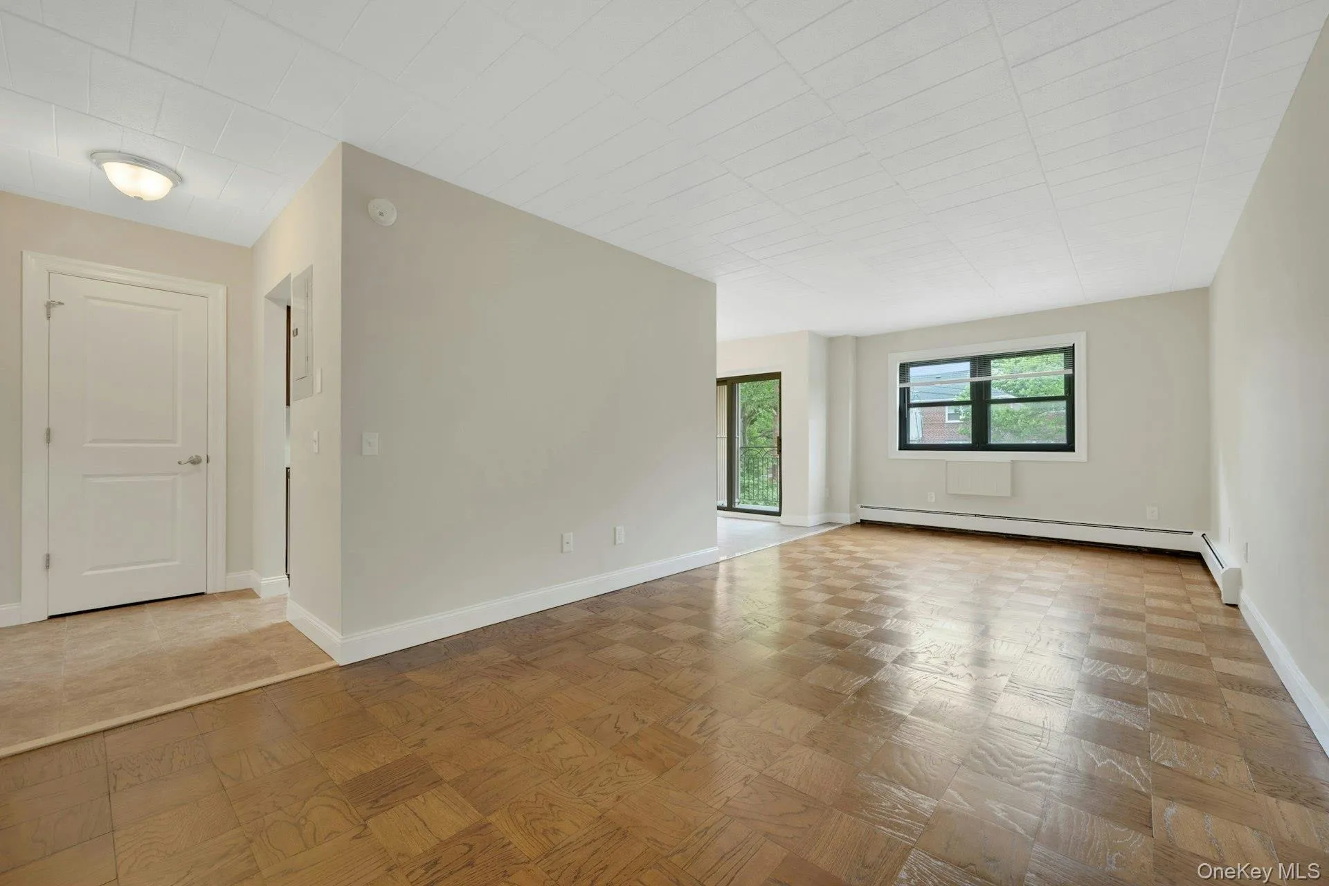 505 White Plains Road, Eastchester, NY, 1 Bedroom Bedrooms, 3 Rooms Rooms,1 BathroomBathrooms,Residential Lease,For Rent,White Plains,0,1019450 505 White Plains Road, Eastchester, NY, 1 Bedroom Bedrooms, 3 Rooms Rooms,1 BathroomBathrooms,Residential Lease,For Rent,White Plains,0,1019450