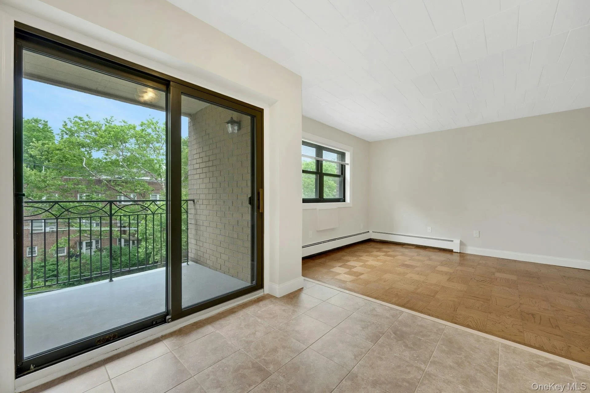 505 White Plains Road, Eastchester, NY, 1 Bedroom Bedrooms, 3 Rooms Rooms,1 BathroomBathrooms,Residential Lease,For Rent,White Plains,0,1019450 505 White Plains Road, Eastchester, NY, 1 Bedroom Bedrooms, 3 Rooms Rooms,1 BathroomBathrooms,Residential Lease,For Rent,White Plains,0,1019450