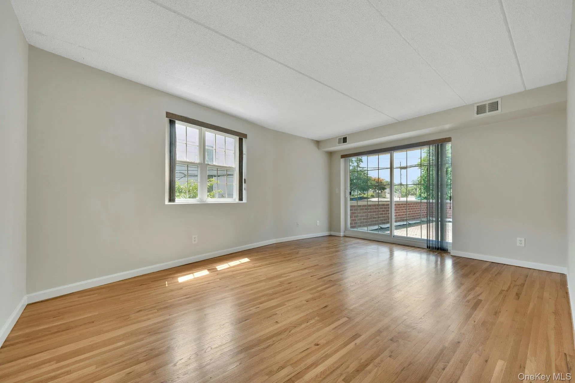 70 Lime Kiln Road, Eastchester, NY, 2 Bedrooms Bedrooms, 3 Rooms Rooms,1 BathroomBathrooms,Residential Lease,For Rent,Lime Kiln,0,1019452 70 Lime Kiln Road, Eastchester, NY, 2 Bedrooms Bedrooms, 3 Rooms Rooms,1 BathroomBathrooms,Residential Lease,For Rent,Lime Kiln,0,1019452