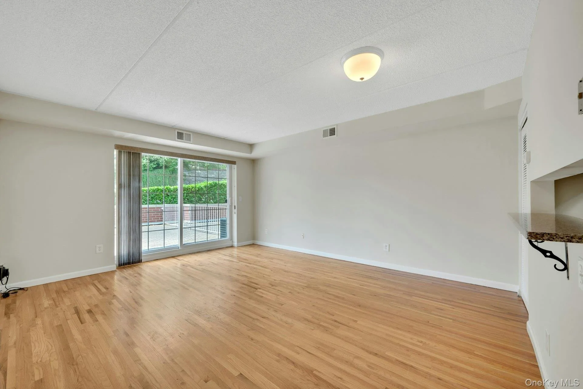 70 Lime Kiln Road, Eastchester, NY, 2 Bedrooms Bedrooms, 3 Rooms Rooms,1 BathroomBathrooms,Residential Lease,For Rent,Lime Kiln,0,1019452 70 Lime Kiln Road, Eastchester, NY, 2 Bedrooms Bedrooms, 3 Rooms Rooms,1 BathroomBathrooms,Residential Lease,For Rent,Lime Kiln,0,1019452