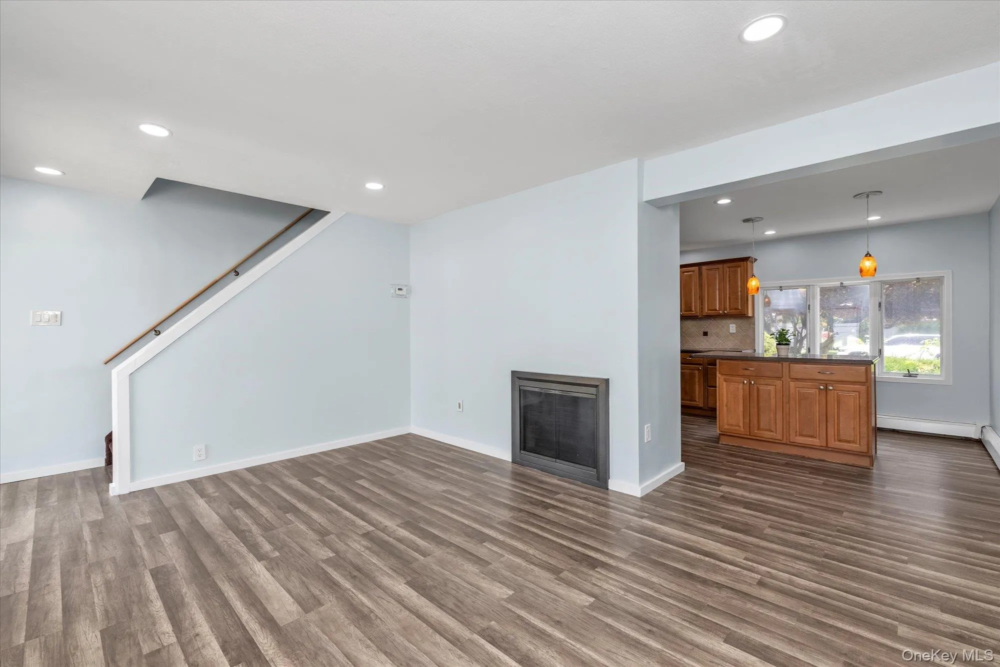 5 Trumpet Lane, Hempstead, NY, 5 Bedrooms Bedrooms, 9 Rooms Rooms,2 BathroomsBathrooms,Residential,For Rent,Trumpet,0,1019453 5 Trumpet Lane, Hempstead, NY, 5 Bedrooms Bedrooms, 9 Rooms Rooms,2 BathroomsBathrooms,Residential,For Rent,Trumpet,0,1019453