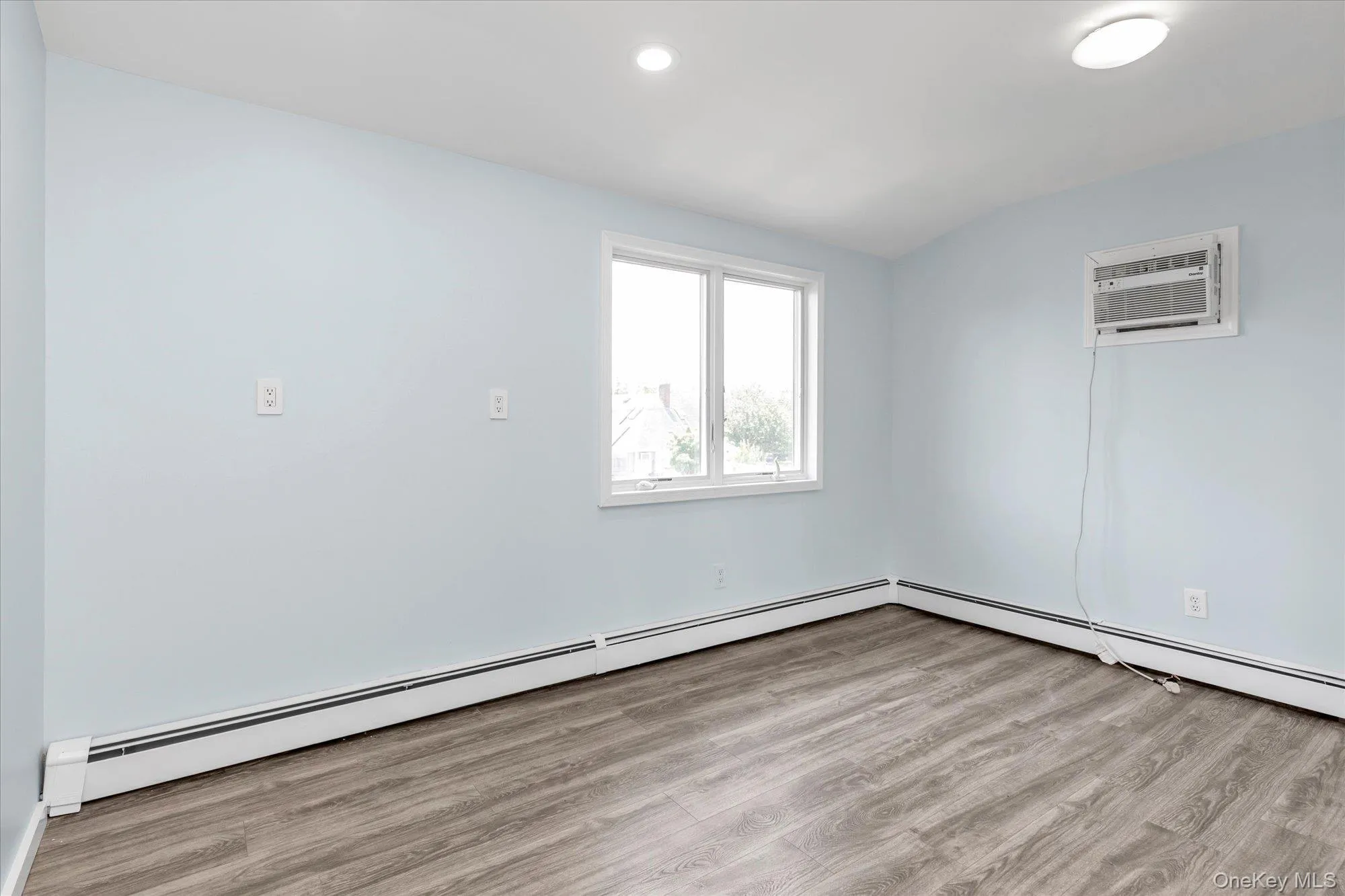 5 Trumpet Lane, Hempstead, NY, 5 Bedrooms Bedrooms, 9 Rooms Rooms,2 BathroomsBathrooms,Residential,For Rent,Trumpet,0,1019453 5 Trumpet Lane, Hempstead, NY, 5 Bedrooms Bedrooms, 9 Rooms Rooms,2 BathroomsBathrooms,Residential,For Rent,Trumpet,0,1019453