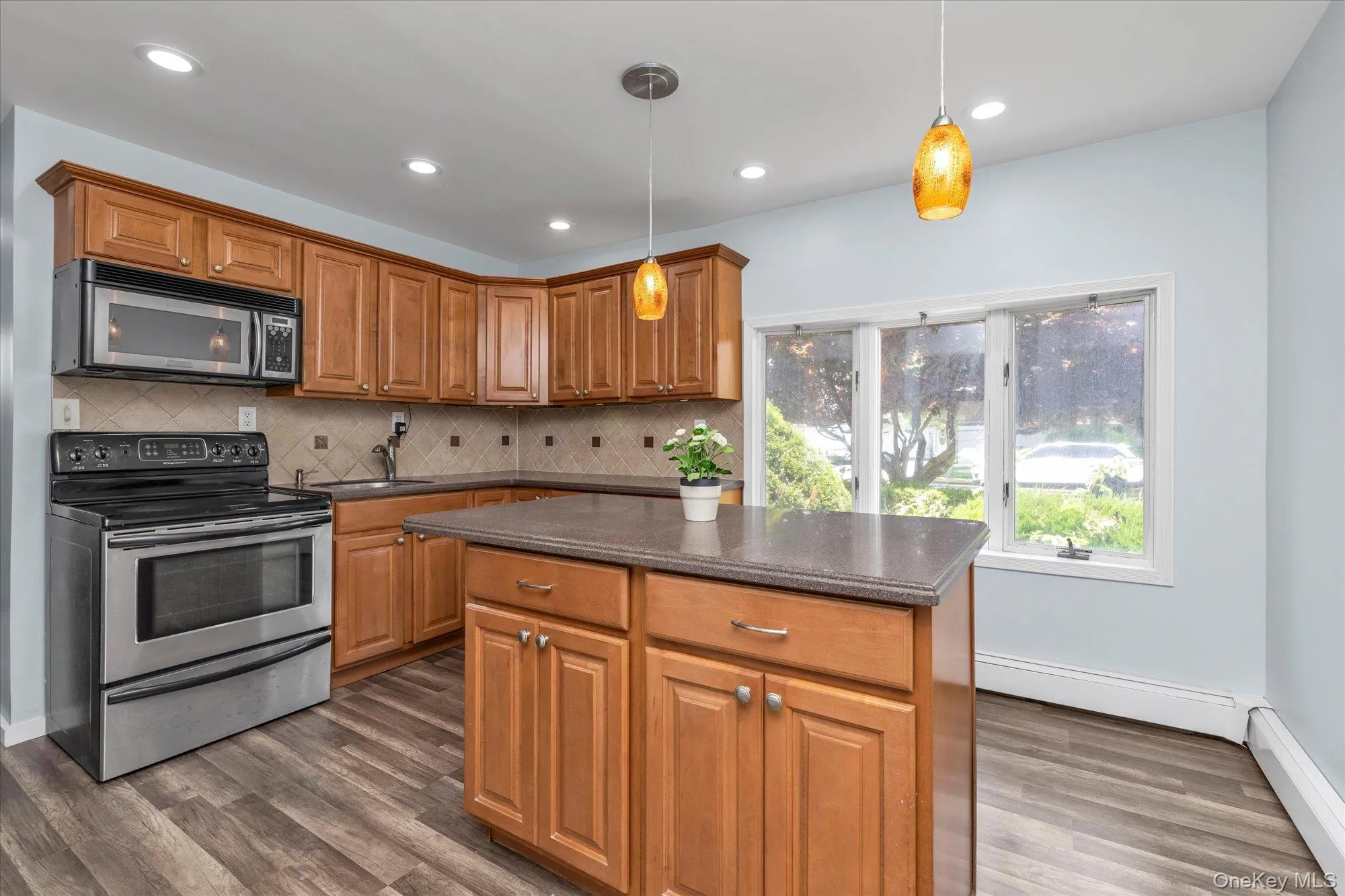 5 Trumpet Lane, Hempstead, NY, 5 Bedrooms Bedrooms, 9 Rooms Rooms,2 BathroomsBathrooms,Residential,For Rent,Trumpet,0,1019453 5 Trumpet Lane, Hempstead, NY, 5 Bedrooms Bedrooms, 9 Rooms Rooms,2 BathroomsBathrooms,Residential,For Rent,Trumpet,0,1019453