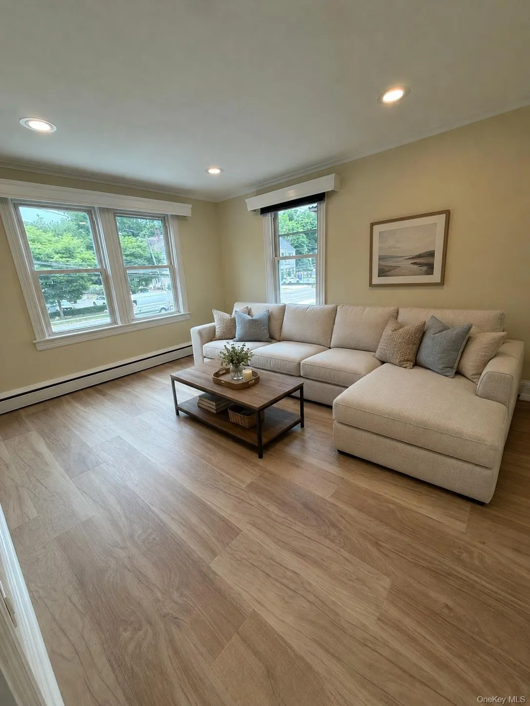 153 Main Street, Huntington, NY, 1 Bedroom Bedrooms, 4 Rooms Rooms,1 BathroomBathrooms,Residential Lease,For Rent,Main,0,1019459 153 Main Street, Huntington, NY, 1 Bedroom Bedrooms, 4 Rooms Rooms,1 BathroomBathrooms,Residential Lease,For Rent,Main,0,1019459